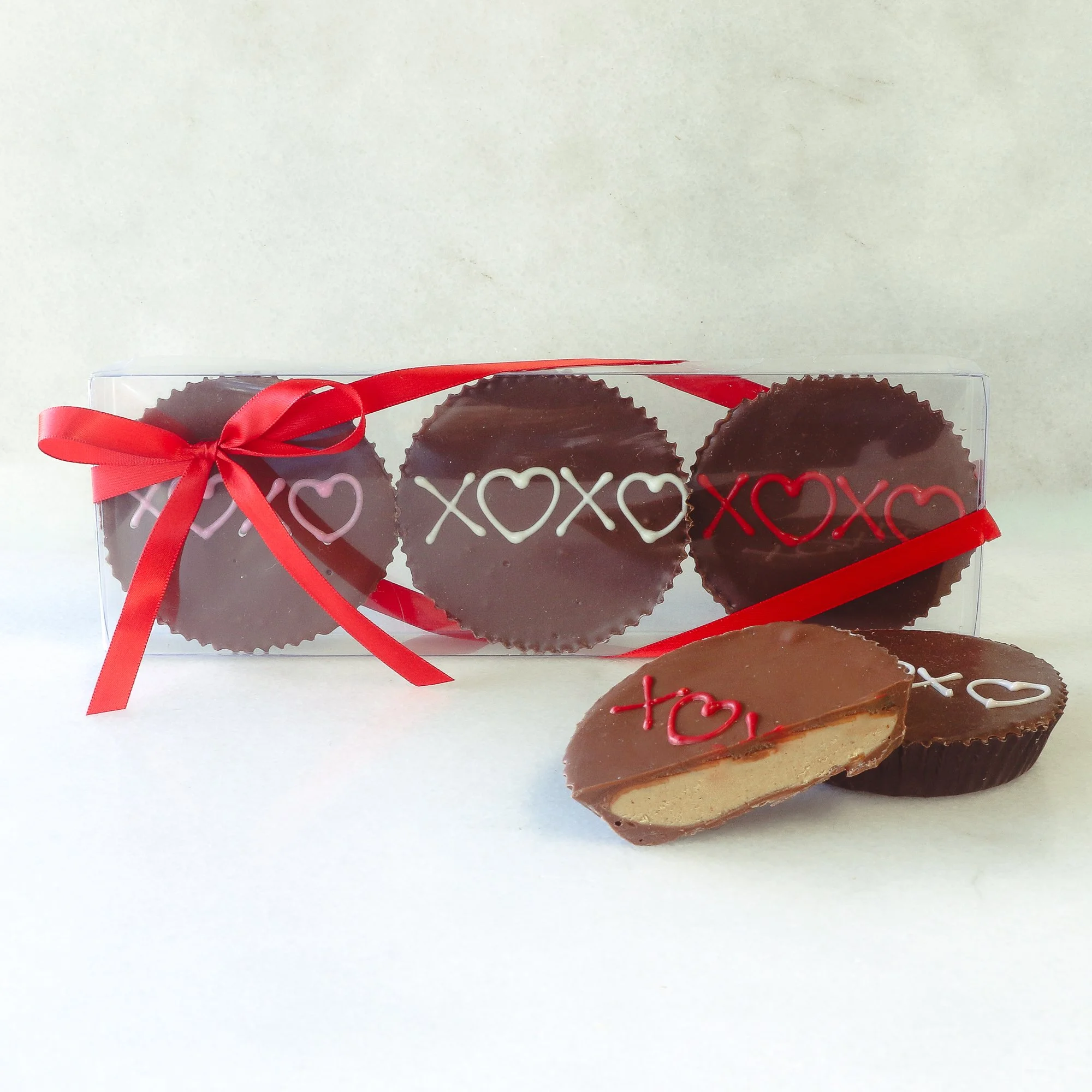 3pc Valentine’s Milk Chocolate Peanut Butter Cups - XOXO
