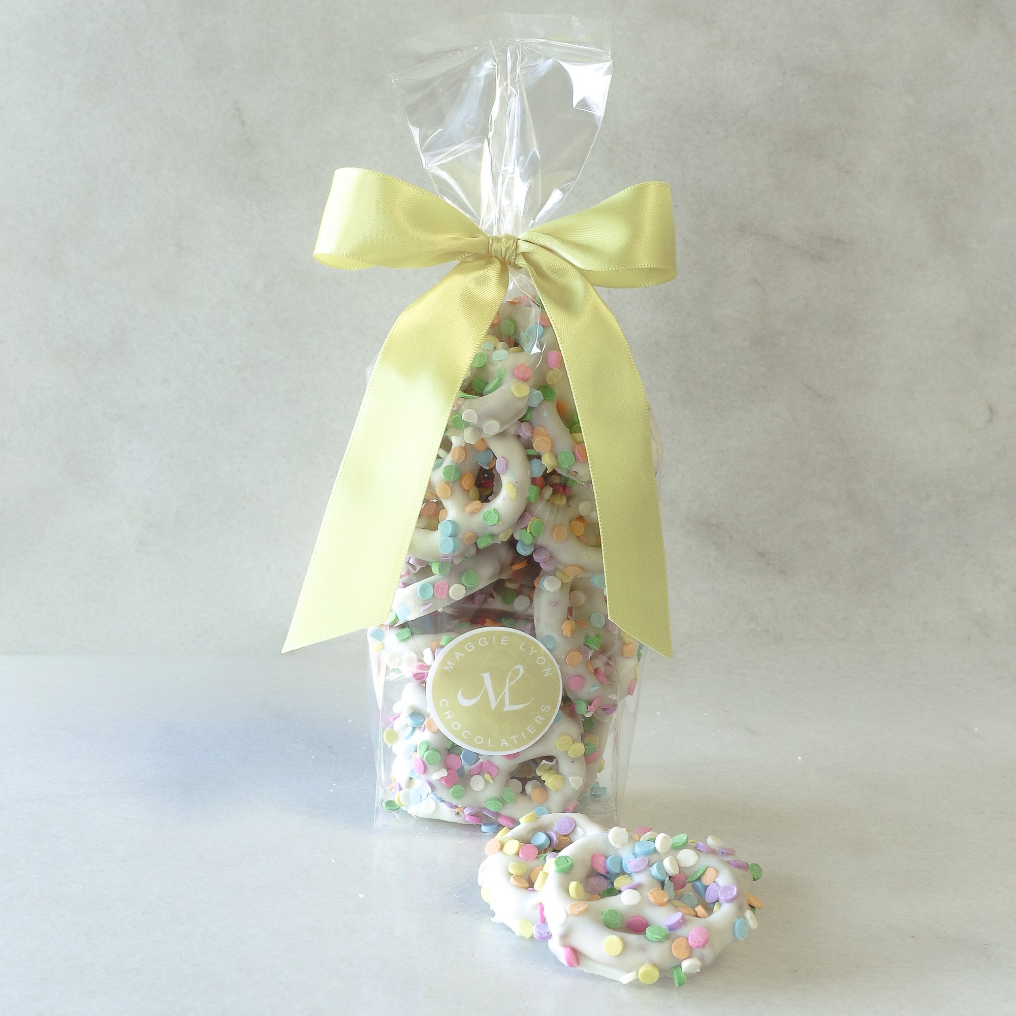 Easter 5oz White Chocolate Covered Pretzels - Spring Decorations