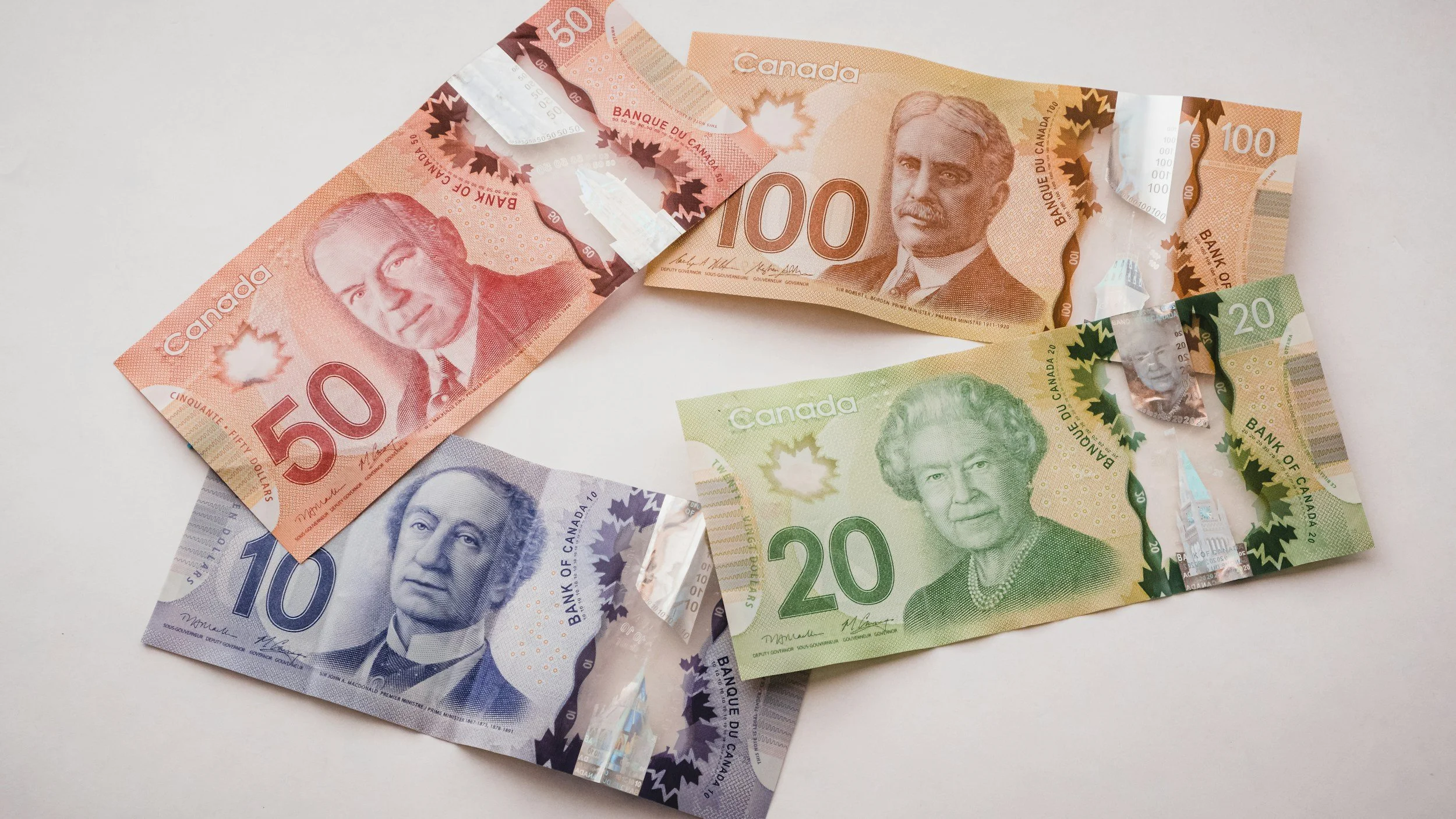 Here are 4 steps to a ‘financial fall cleaning’ to save you thousands before January