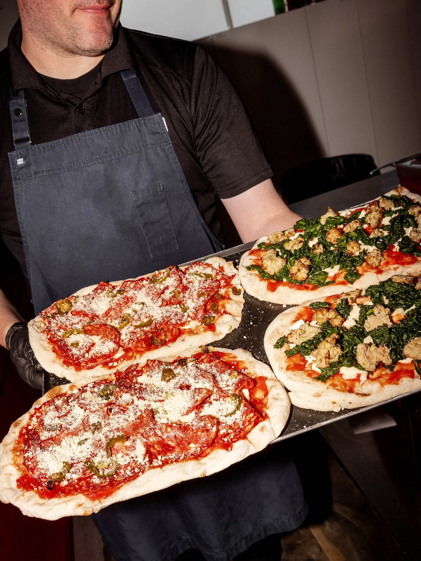 New work for our friends over at @fornoria @lamannamelbourne 😋🍕

If you haven&rsquo;t tried their DELICIOUS range of pizza and pinzas, what are you doing?? Get over there!! 🏃&zwj;♂️

We love shooting food, DM or email us to chat packages and delic