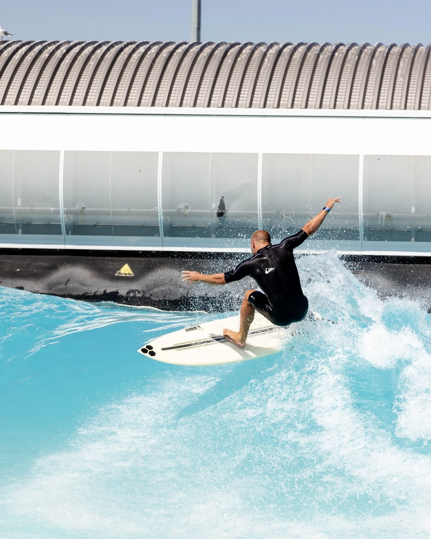 Exploring and documenting @urbnsurf for @3429reasonswhysunbury 🏄📸

Agency: @melbournesocialco 
Assist: @rhiannon_sy 

#melbournephotographer #melbournecommercialphotographer #melbournebrandphotographer #urbnsurf