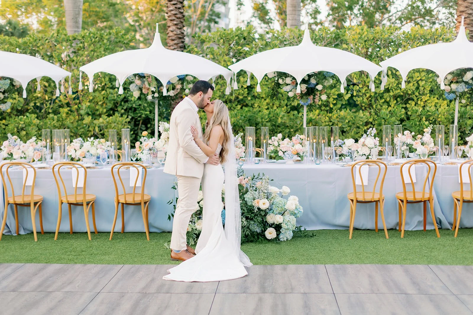 White Pegoda Umbrellas (Photography by Maria Glassford Photography, Design by CocoLuna Events)
