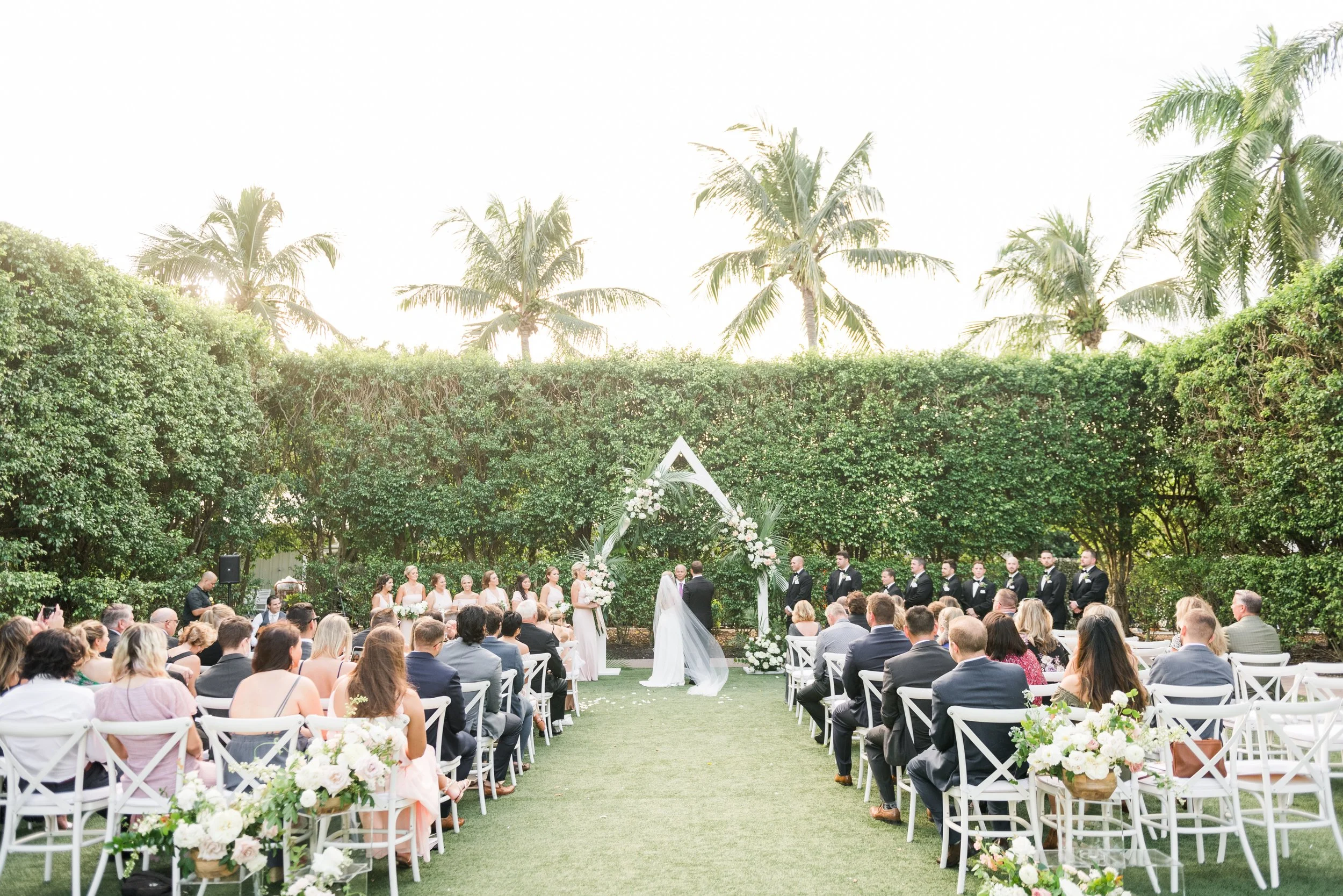 Kehrin Arch (Photography by Kristy and Vic Photography, Design by Jet Set Wed)