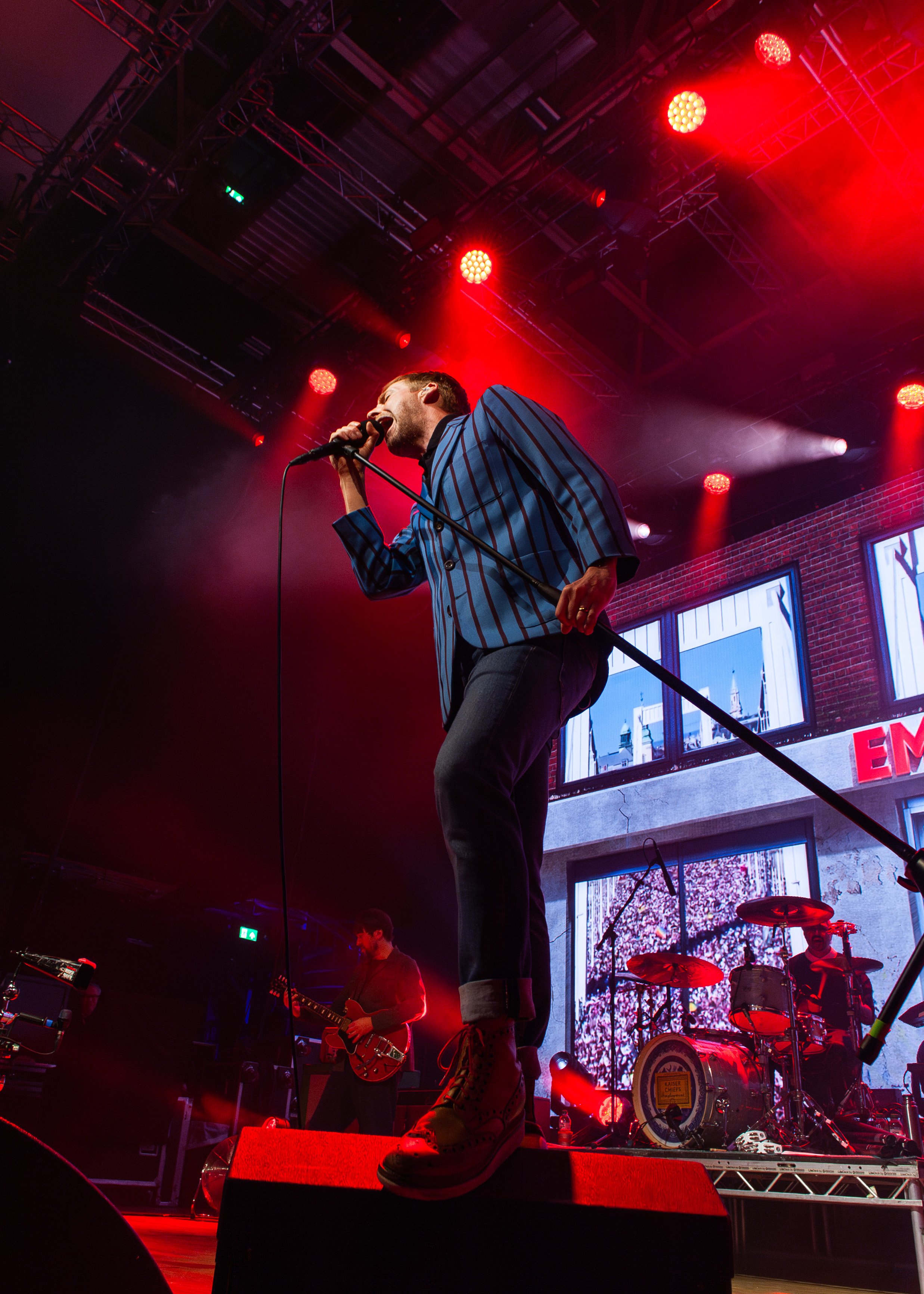 KAISER CHIEFS-HOPE SMALL- (8).jpg