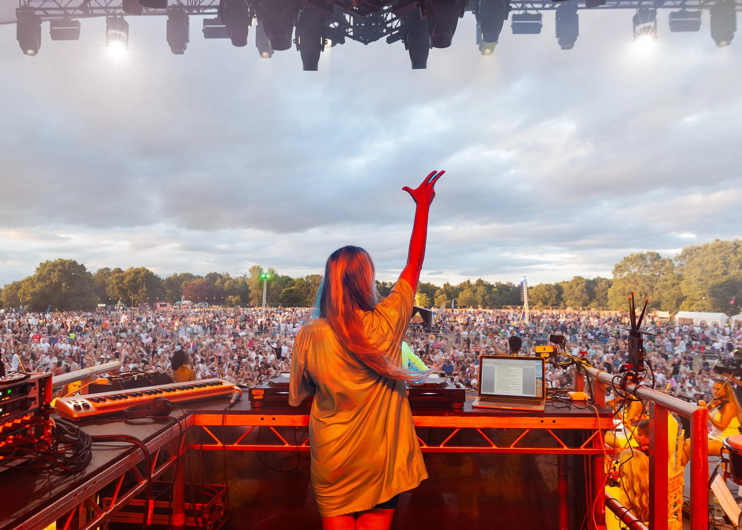 CLASSIC IBIZA-RAGLEY HALL-GOLDIEROCKS- (7).jpg
