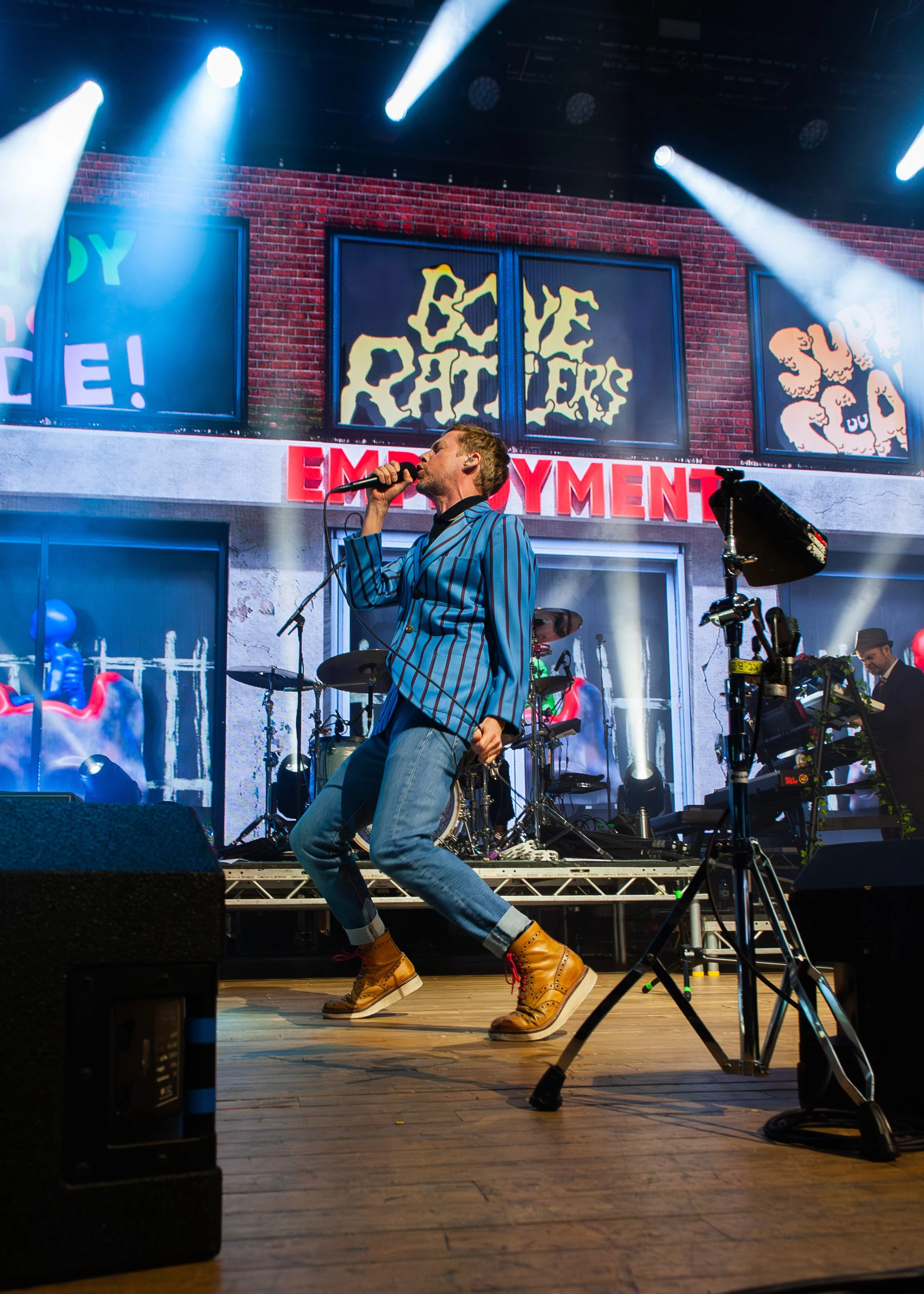 KAISER CHIEFS-HOPE SMALL- (4).jpg