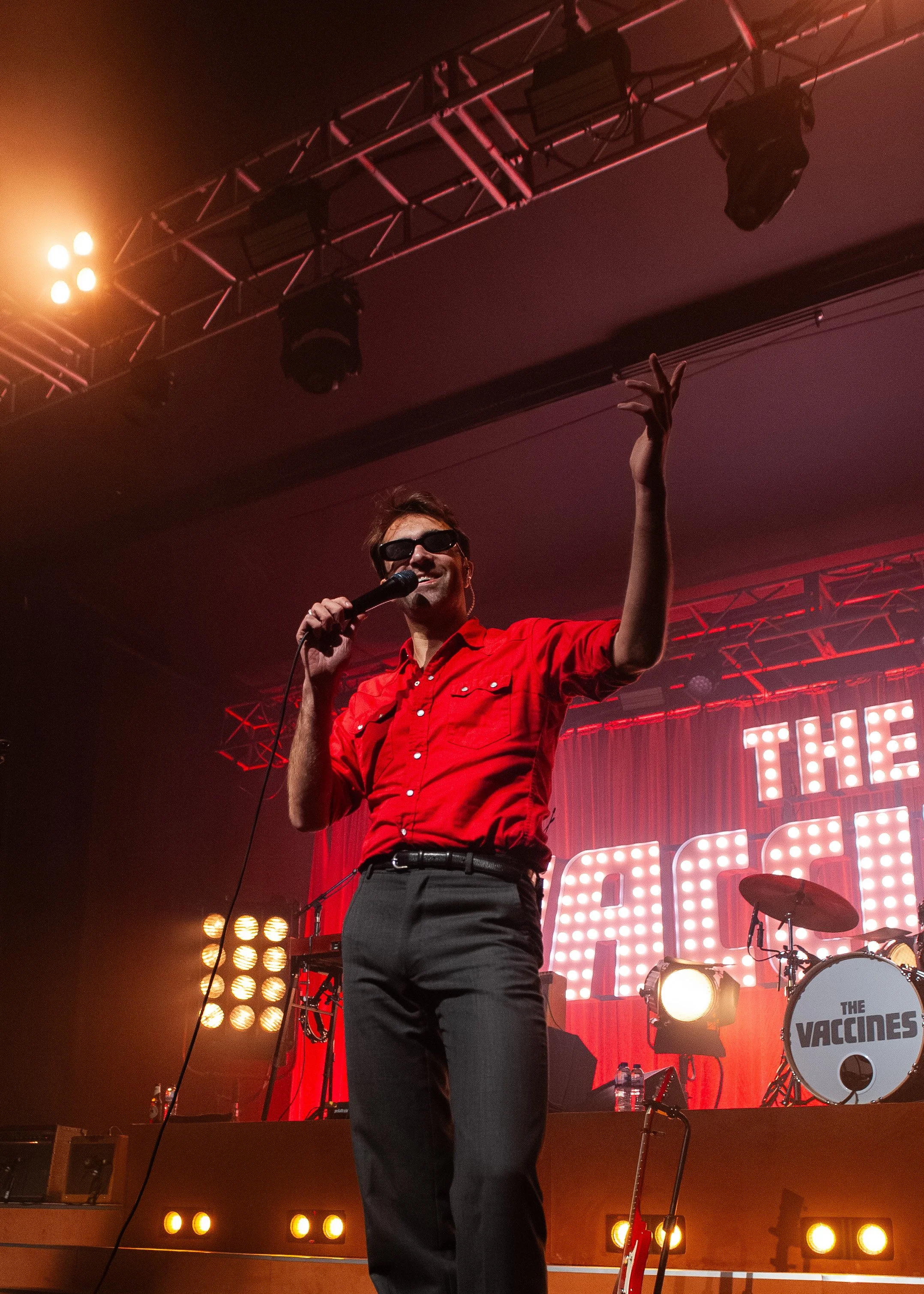 THE VACCINES-HOPE SMALL- (6).jpg