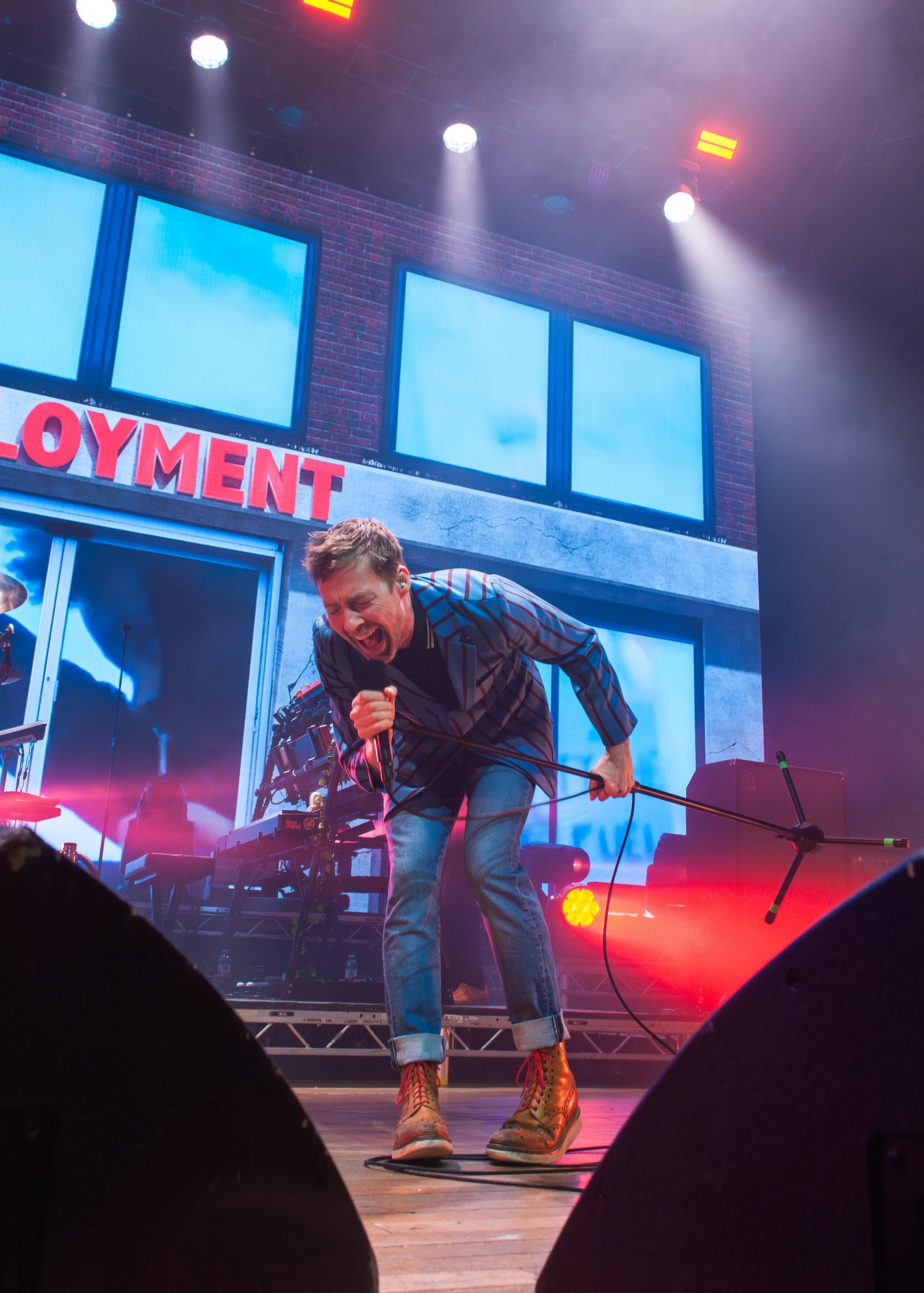 KAISER CHIEFS-HOPE SMALL- (9).jpg