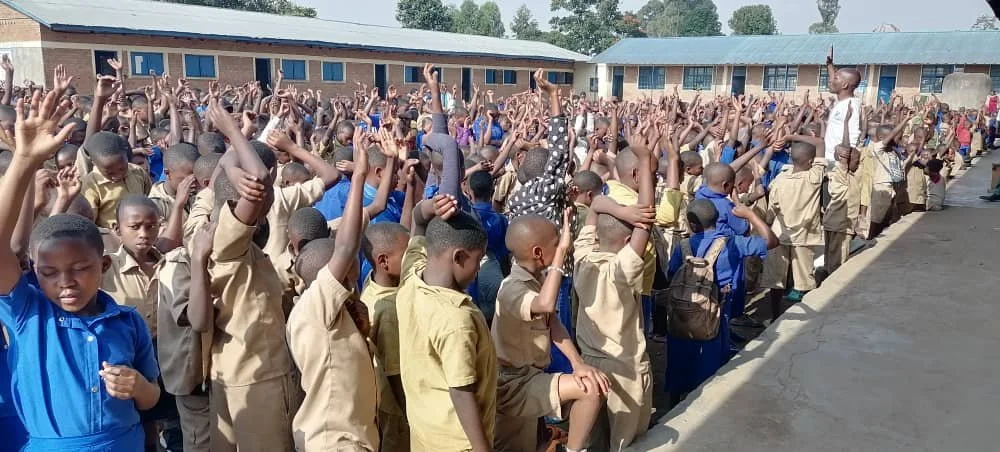 Students responding to the Gospel.jpeg