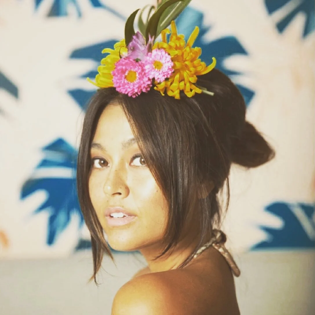 E &bull; K O M O &bull; M A I 🌈 Doors are open.  HOLOHOLO on down for some ALOHA. 🌙 xx Coco 💋#alohavibes #mahalomahalomahlo #gratitudeattitude