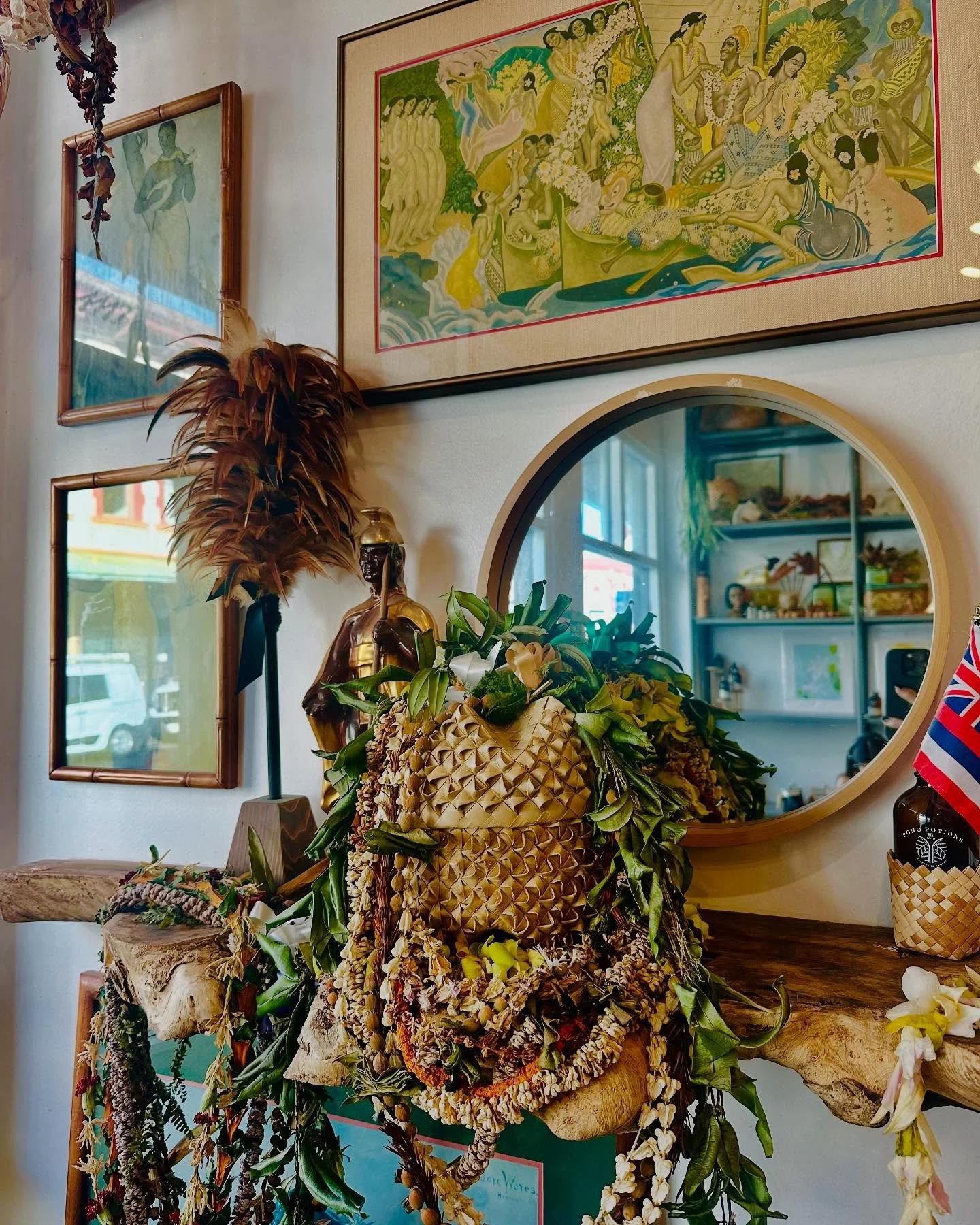 COCO TREASURES 💋 it bring us the deepest joy to see coco&rsquo;s treasures sprinkled around the island and globe. Little gems of aloha. 💫 Mahalo friends 💋💋 @ponopotions