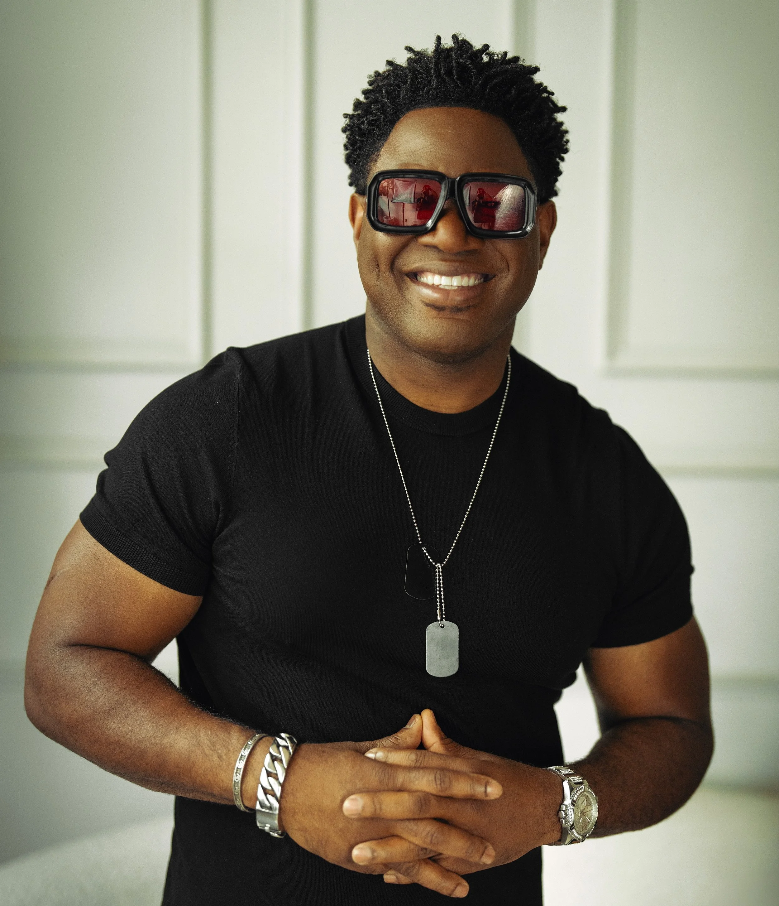 The Urban Music Scene: R&amp;B Singer Alvin Garrett releases new track “Roll Slide Roll”