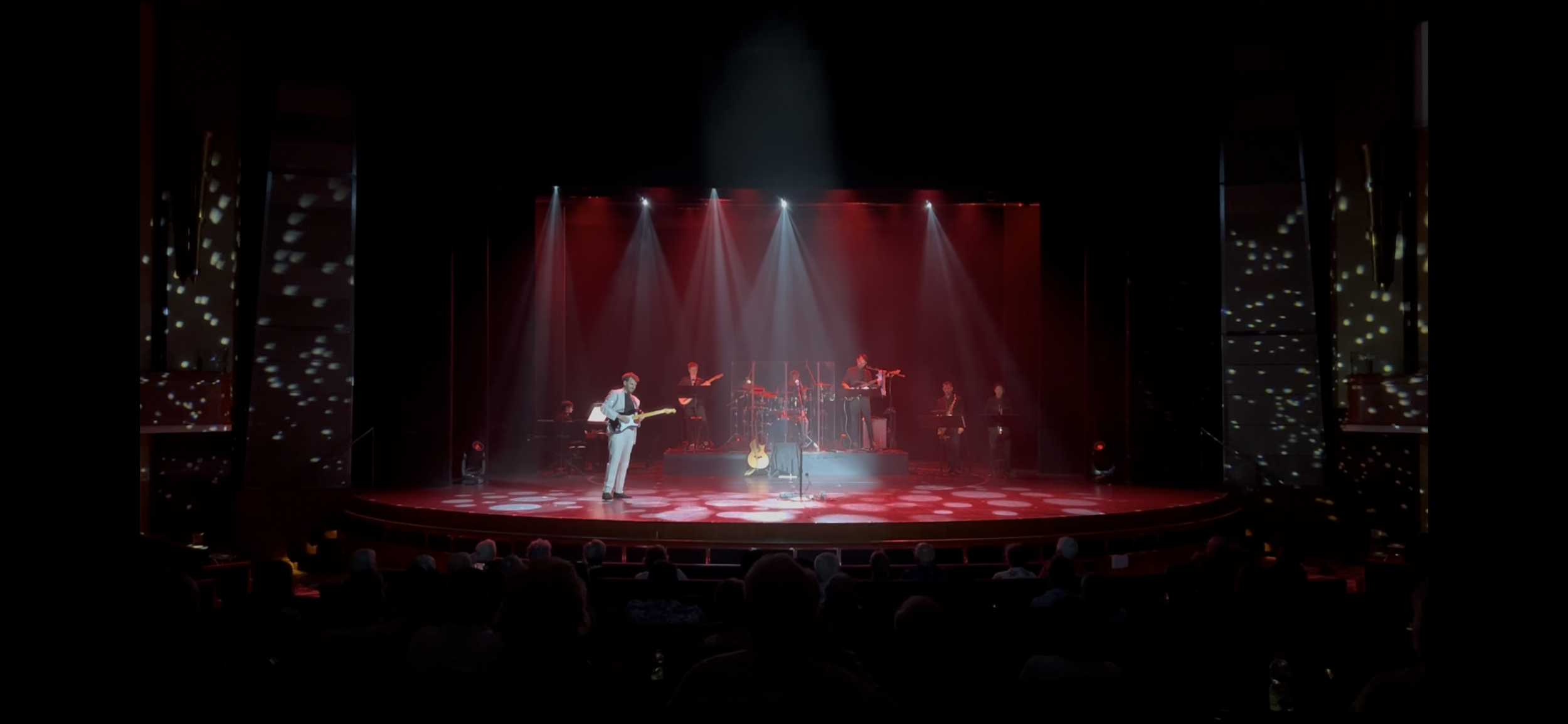 Ian soloing on "Sunshine Of Your Love"