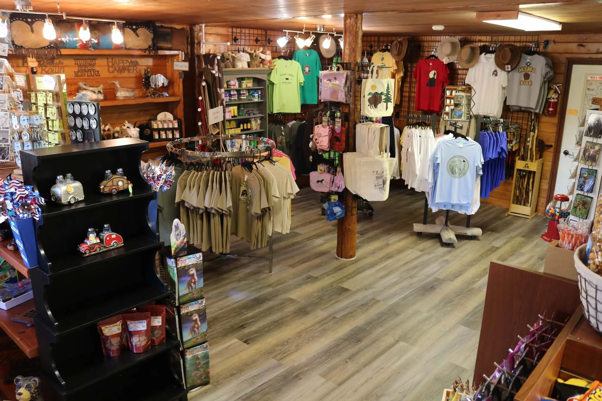 Gallery Mountain Meadow RV Park & Cabins RV Park near Glacier