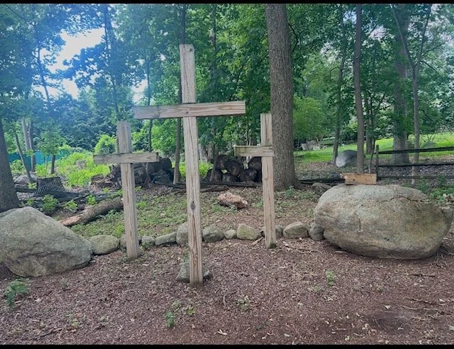 A broken cross