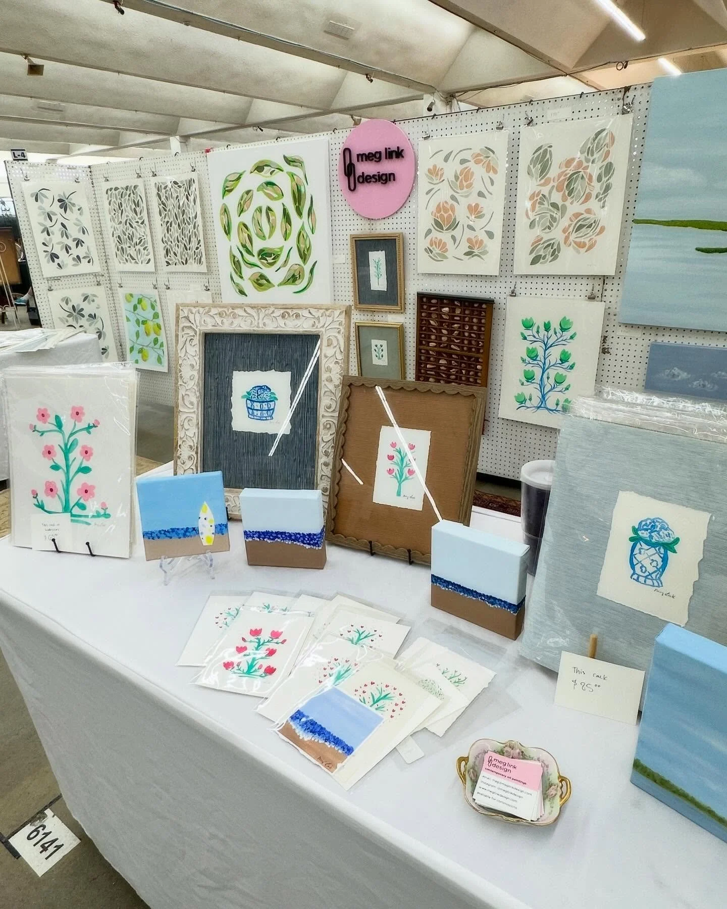 Come down to @scottantiquemarkets, I&rsquo;m debuting some of my new work on paper. Perfect to brighten up your house for summer. 

I&rsquo;m in section k6 of the South Building.

Be there or be square 🤣