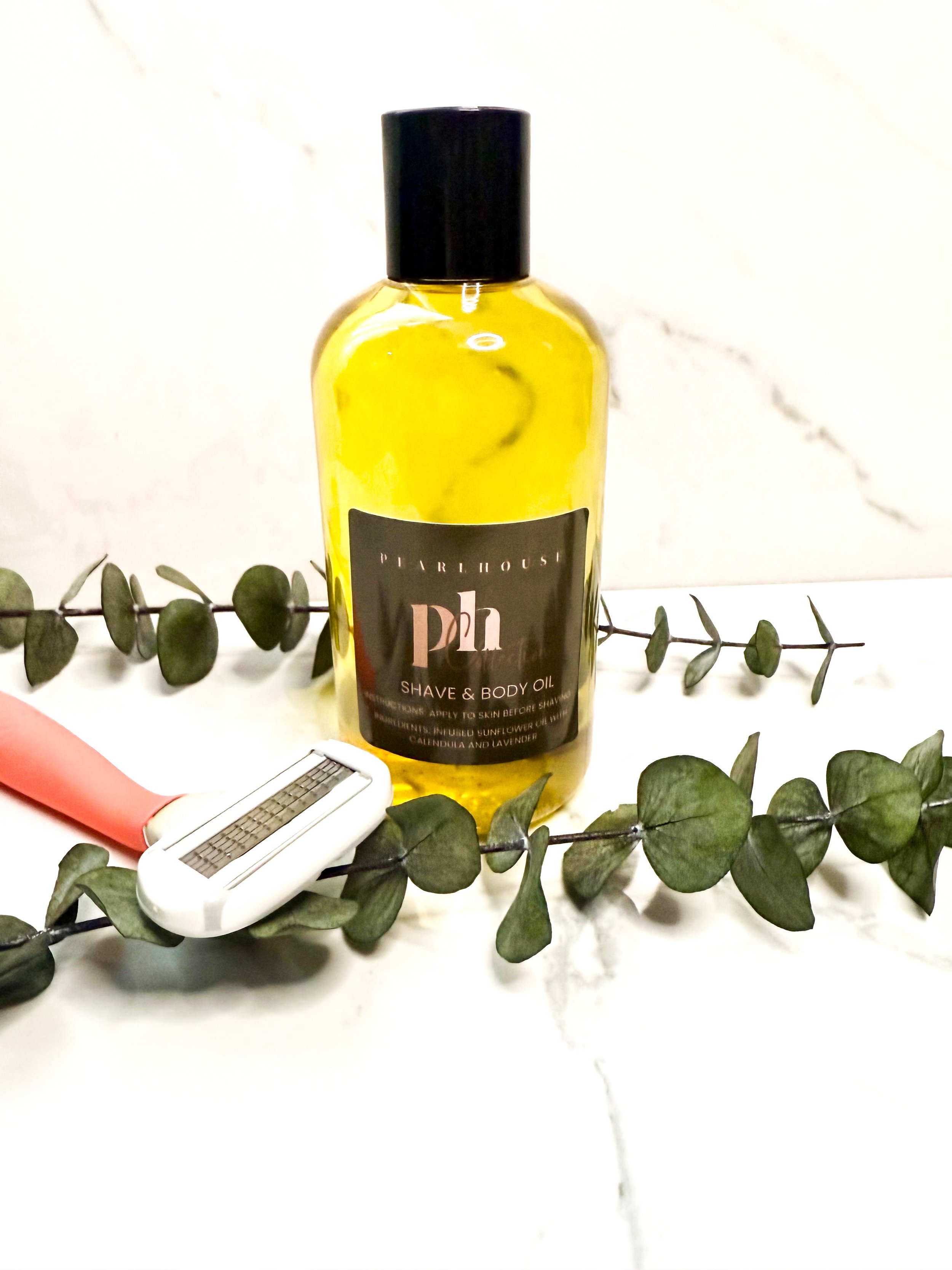 shave body oil with razor
