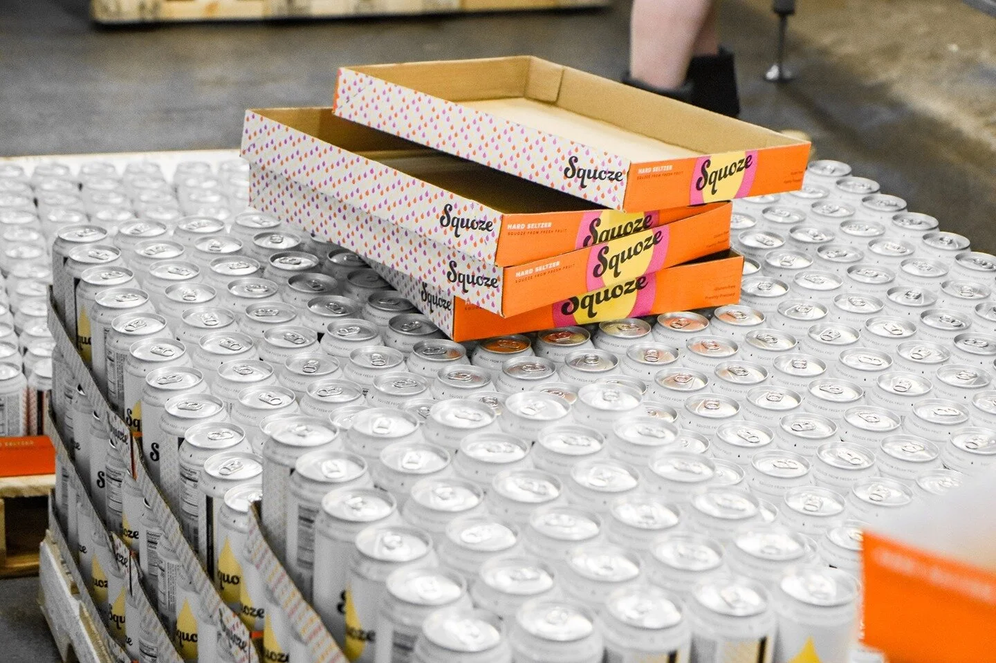 A year's supply of Squoze incoming..⁠
.⁠
.⁠
Last day to enter the #SquozeSummer Giveaway is today! Click the link in our bio to learn more. #Squoze #LocalSeltzer #Minneapolis #GlutenFreeMSP #Minnesota #DrinkLocal
