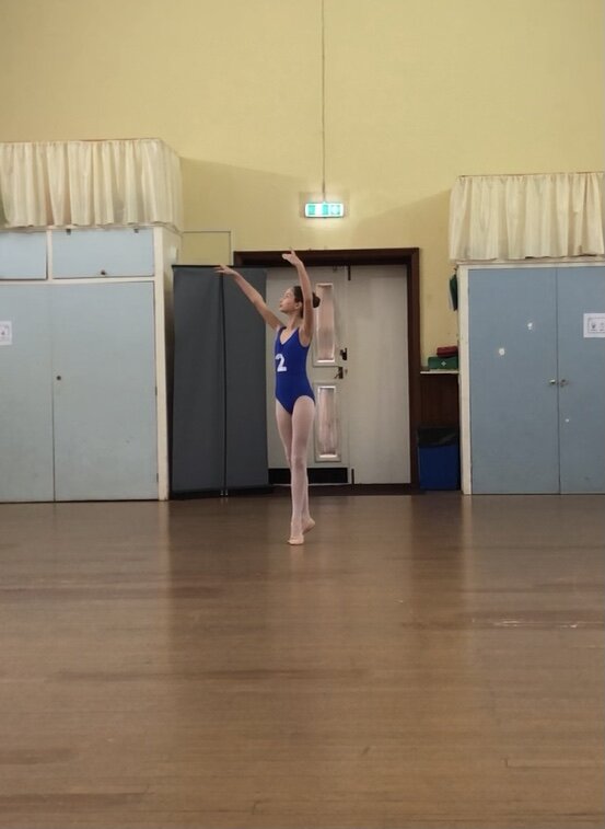 Alta Academy of Dance Brighton dance studio, Ballet dancer on demi-pointe, RAD Grade 5 ballet exam