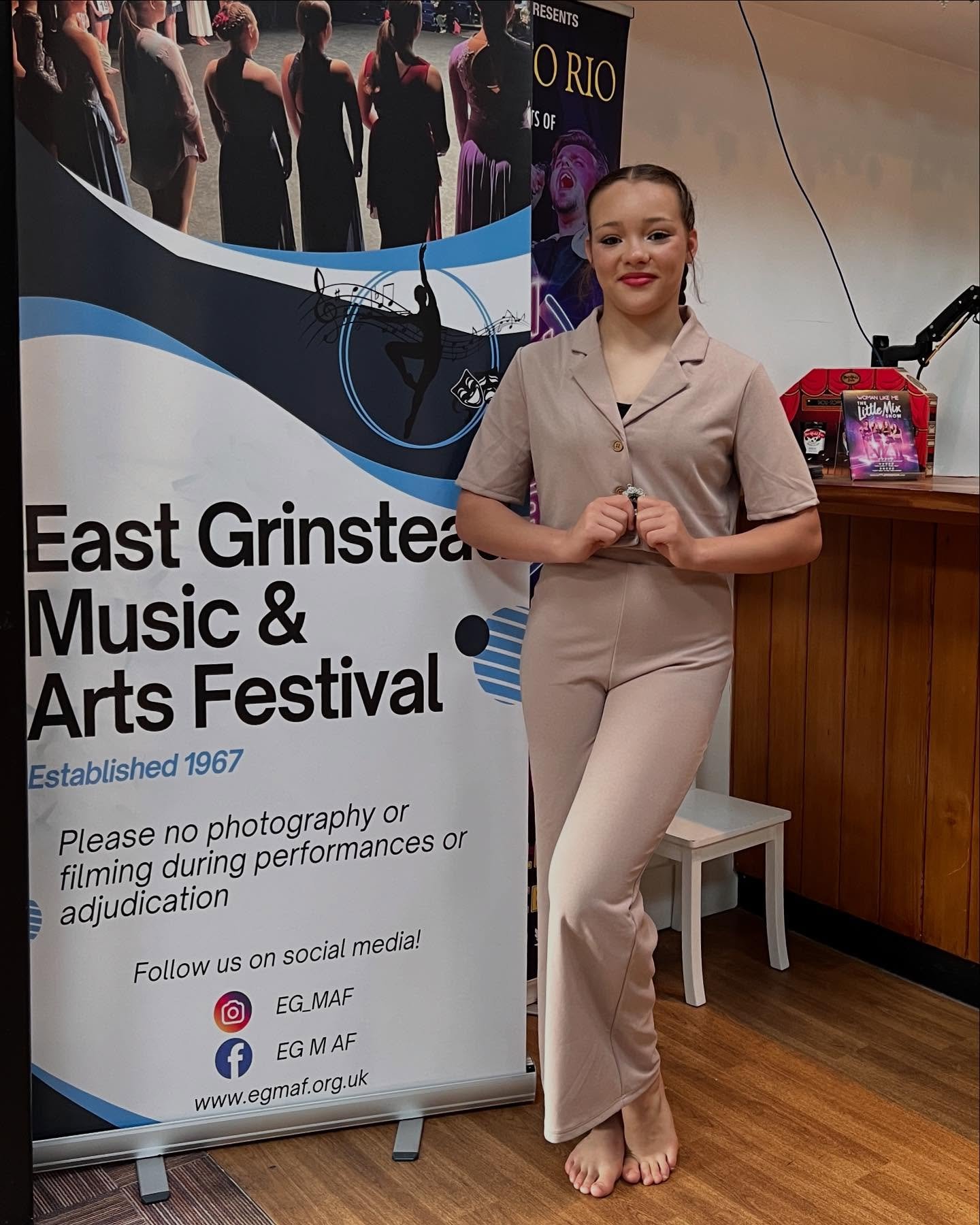 Congratulations to these lovely dancers today at East Grinstead festival! 🎉
Some fabulous results, qualifying for All England regionals, and wonderful comments from the adjudicator. ❤️
🥈Qualified - Ella contemporary solo
🥉Qualified - Sophia bal