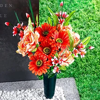 Flowers in vase.jpg
