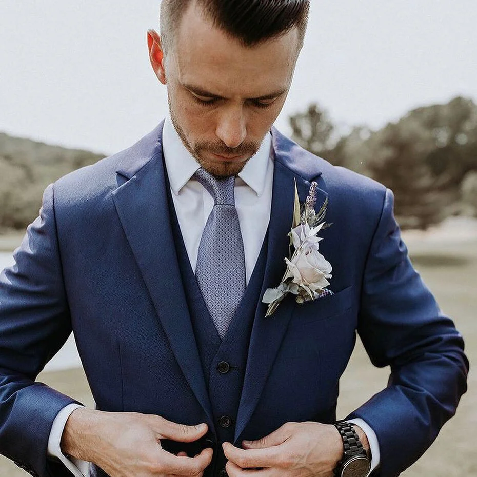 Wonderful Buttonholes at a Wedding