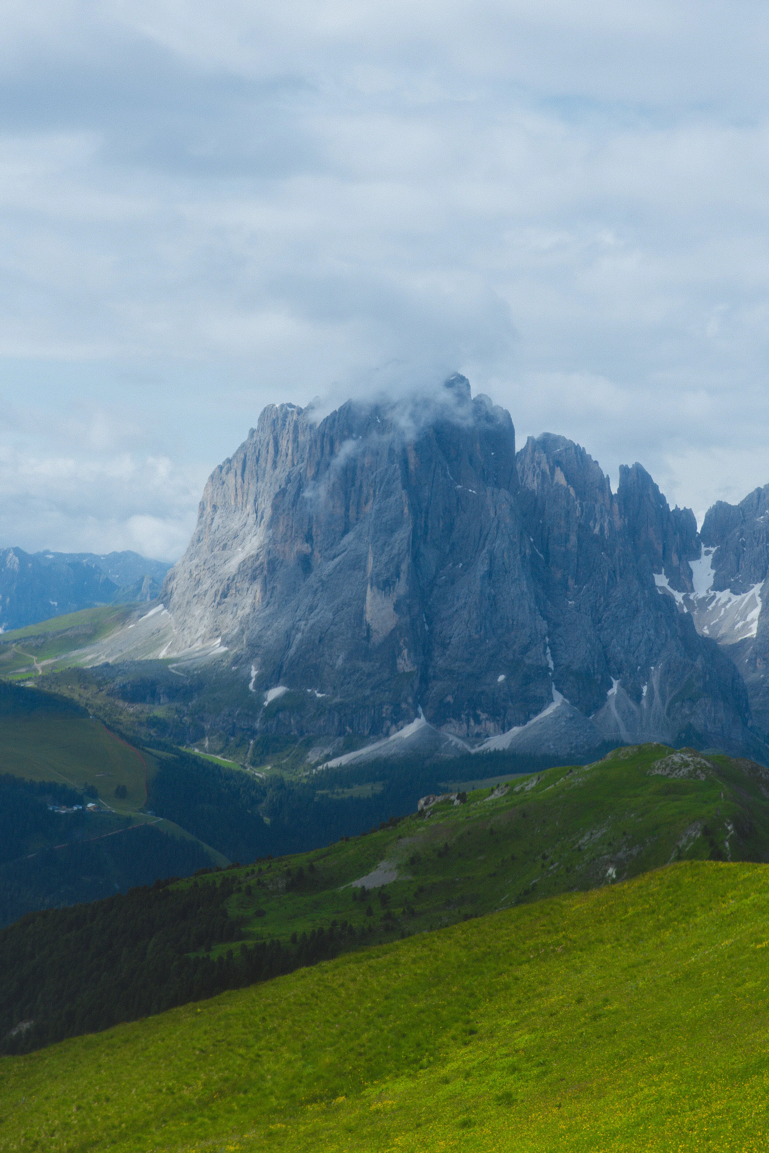 seceda clifs (1 of 1).jpg