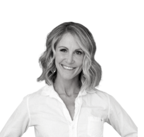 Headhshot of Shannon Hughes