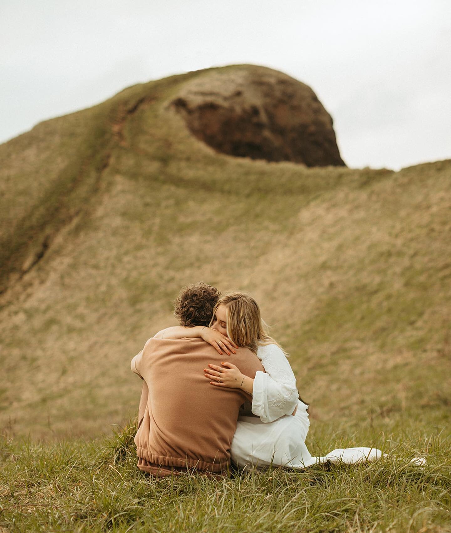 A few more pics I&rsquo;m excited about from this shoot. I loved the sweet exchanges between these two. Could feel their love so strongly. Also can we talk about how cute Stormes name is?? Love. 🌙