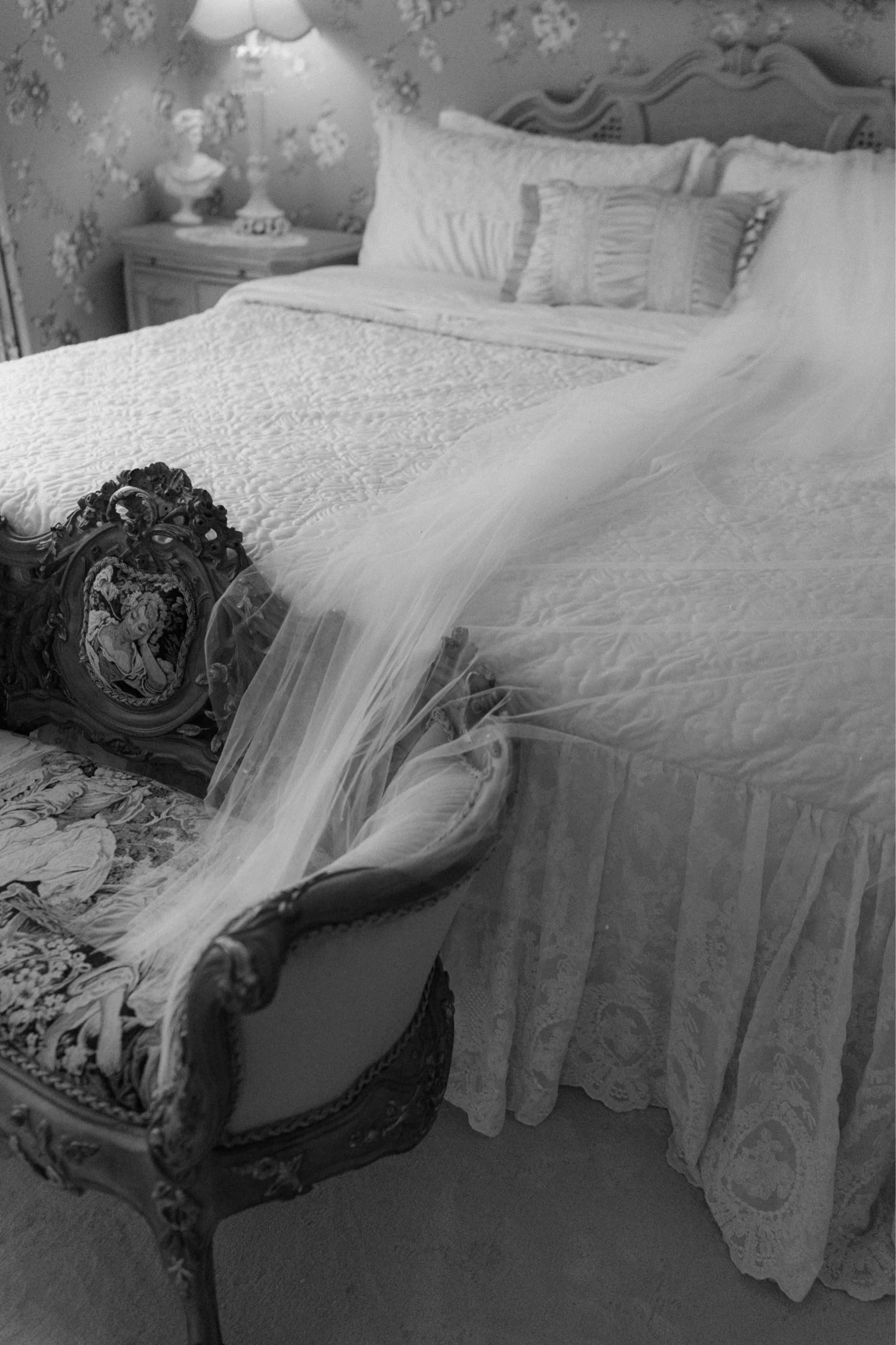 Chateau de Michellia Wedding Salem Oregon8.jpg
