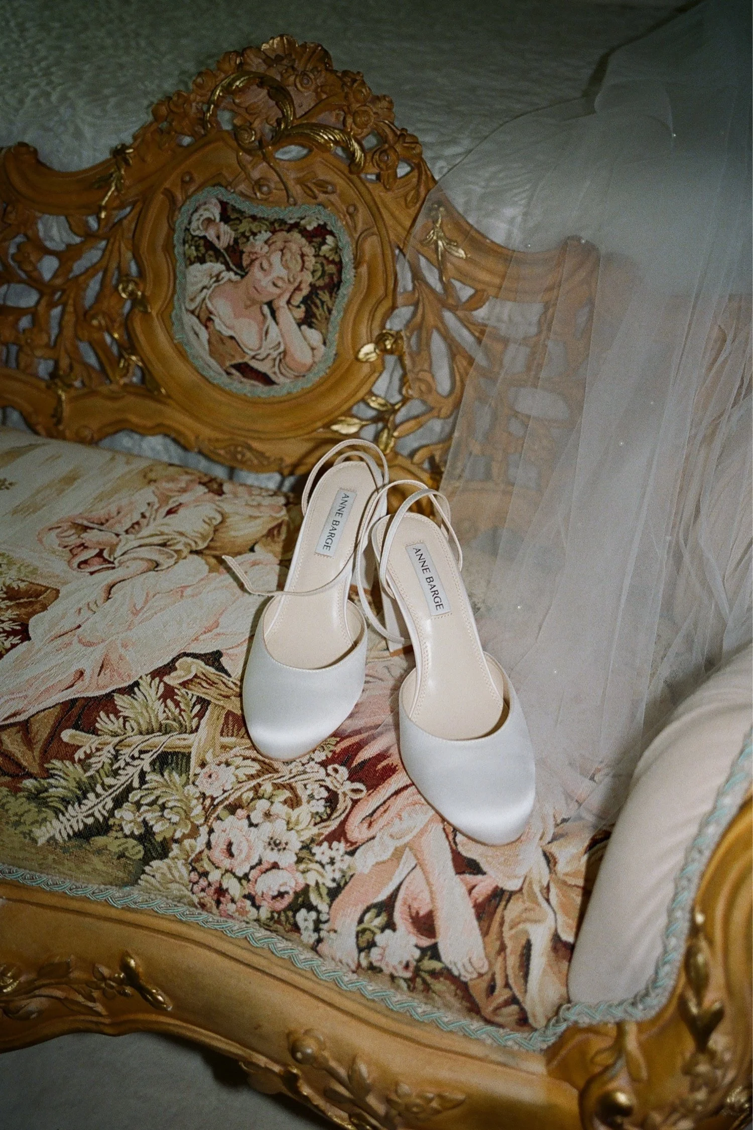 Chateau de Michellia Wedding Salem Oregon12.jpg
