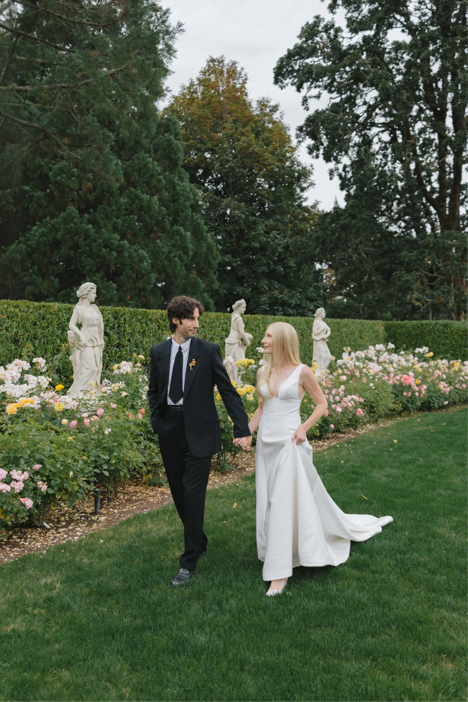 Chateau de Michellia Wedding Salem Oregon66.jpg