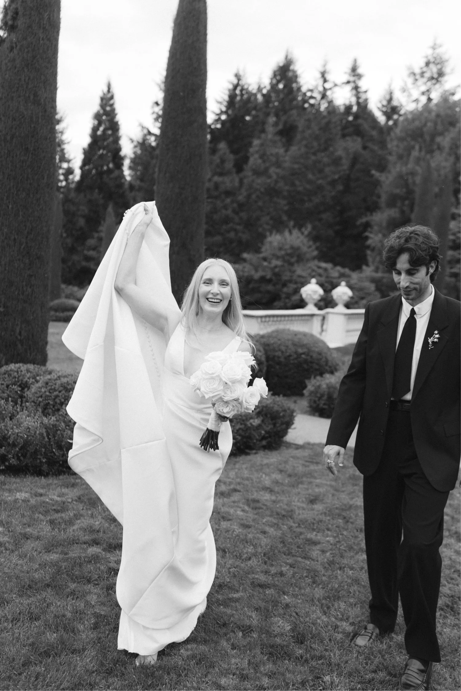Chateau de Michellia Wedding Salem Oregon73.jpg