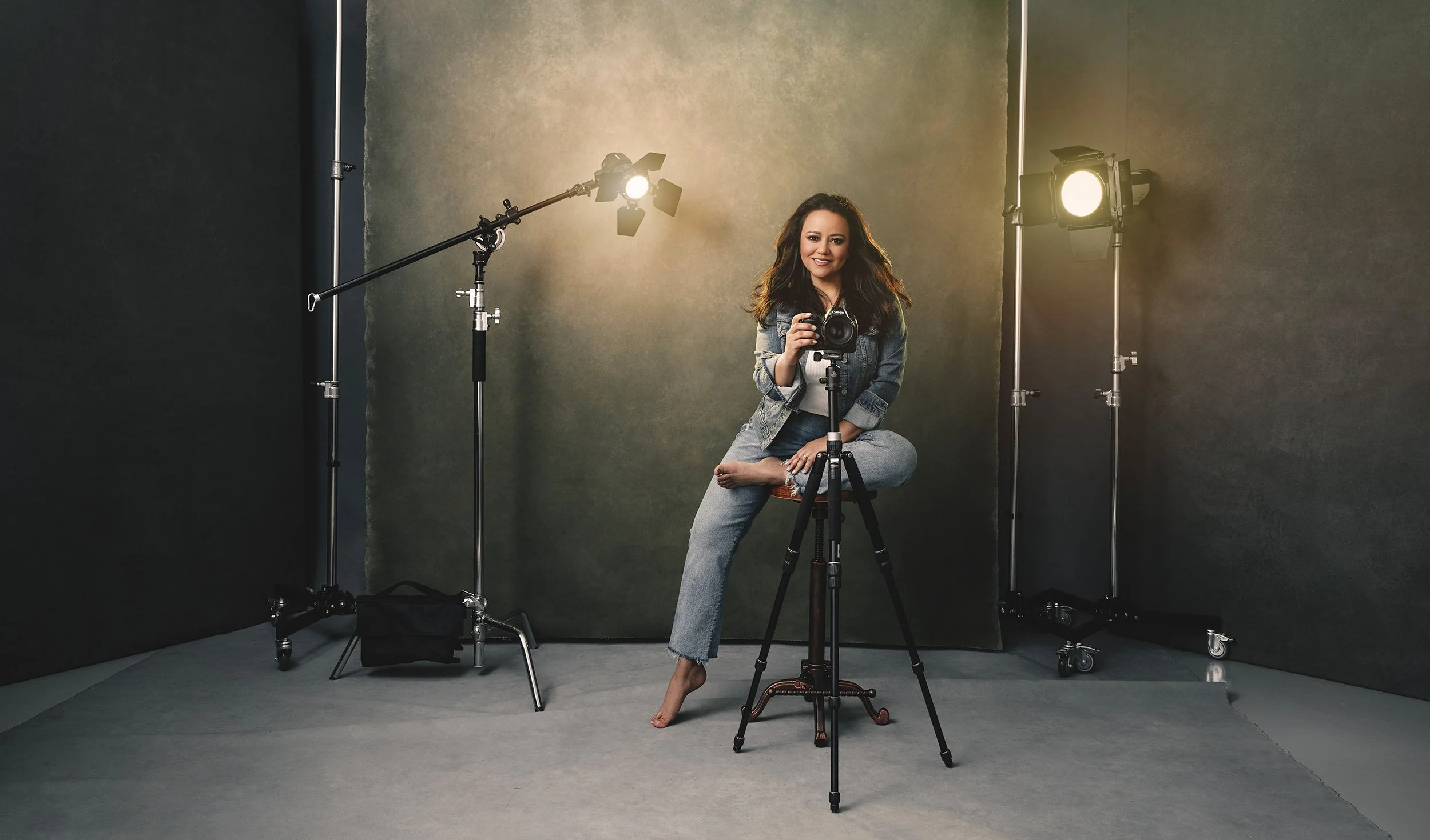 Fine art self-portrait of Mayumi Acosta, Innsbruck portrait photographer serving clients throughout Europe.