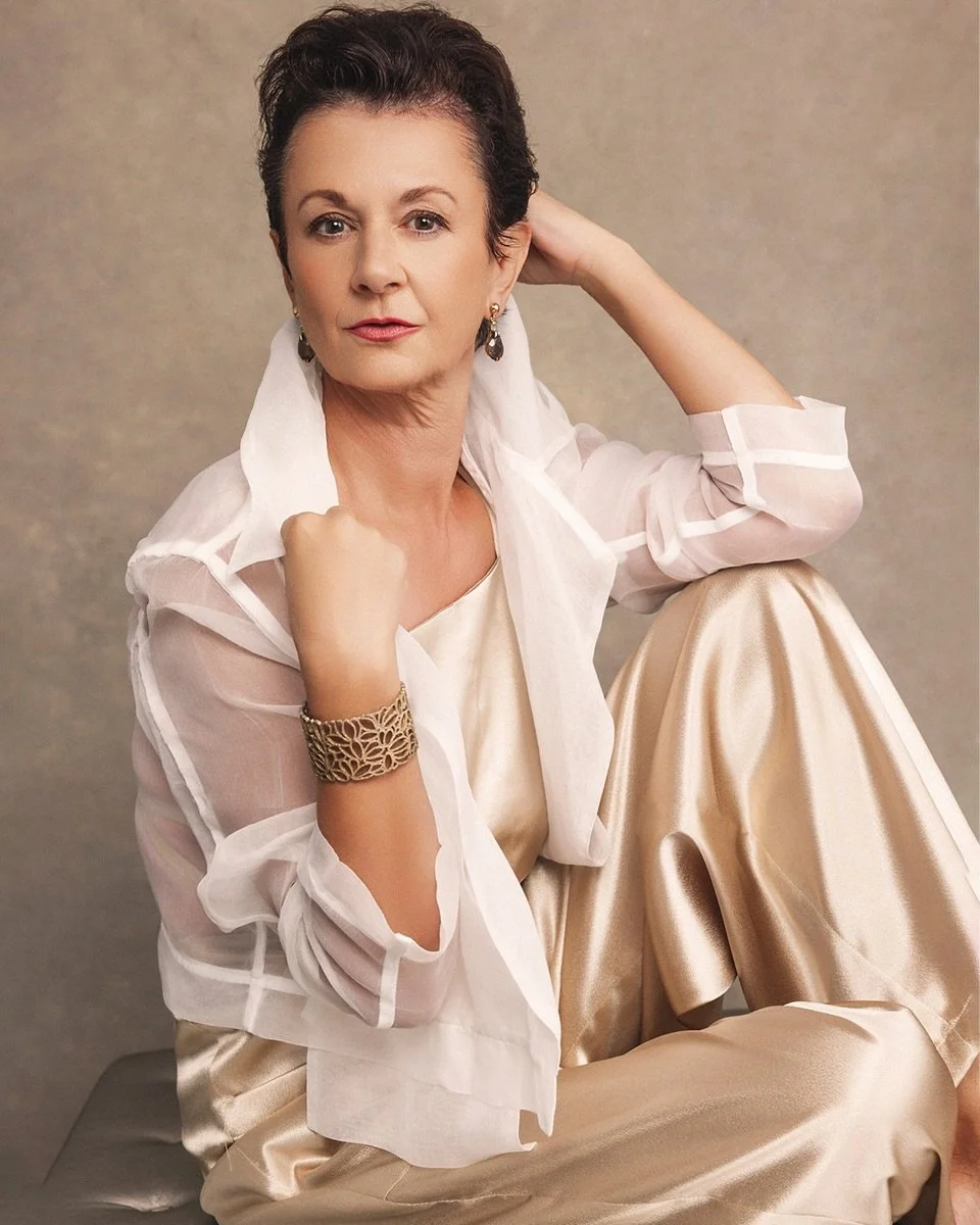 Tears came to my eyes when I first saw the photos.&rdquo; This is what every woman deserves&mdash;to be moved by her own reflection. To finally see what we&rsquo;ve been seeing all along. 
✨ When I asked Heide how this experience changed her: &ldquo;