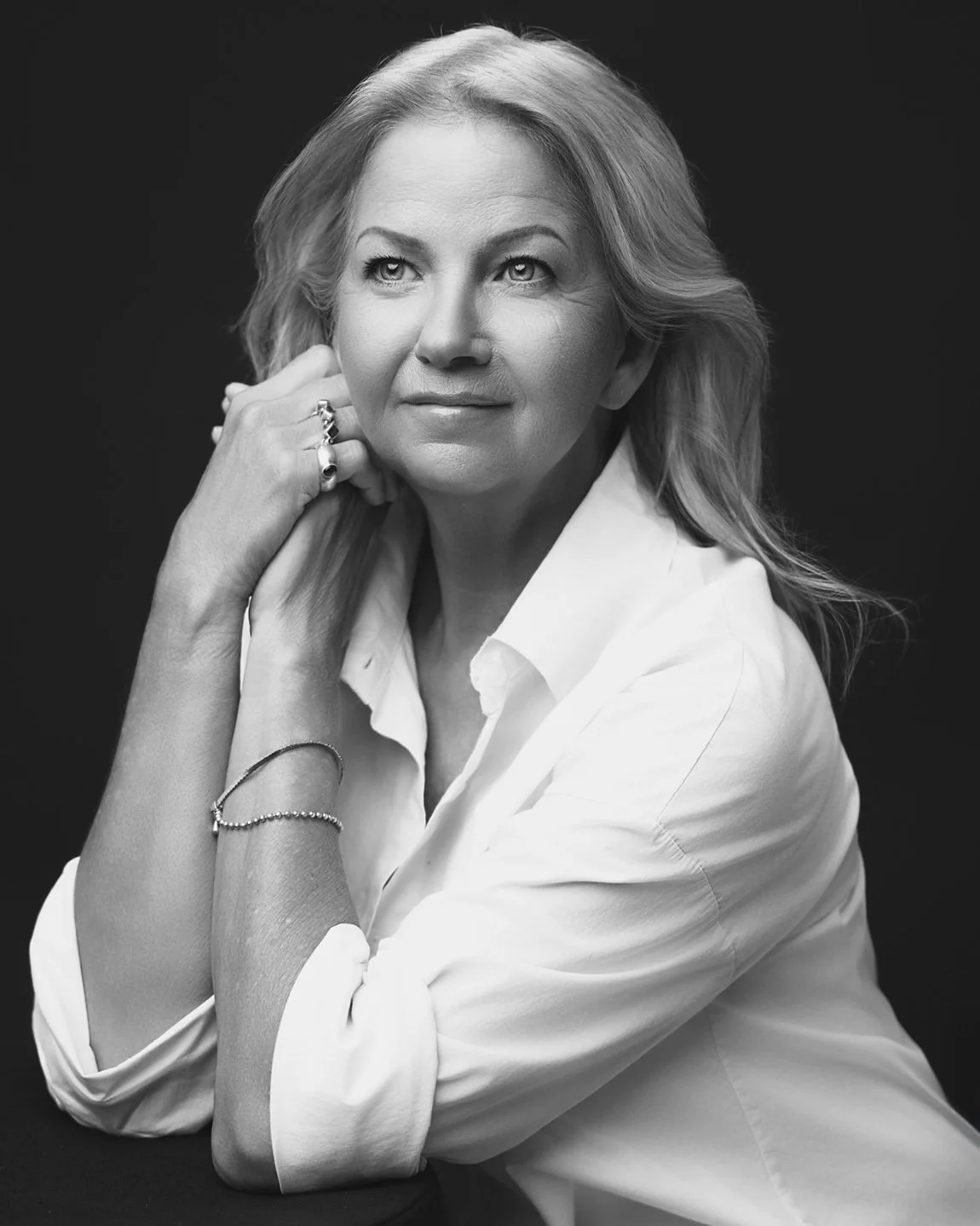 Moderne Porträts von Frauen in Innsbruck, Innsbrucker Fotostudio, moderne Porträts in Innsbruck,  Innsbruck erstklassige Fotoshootings