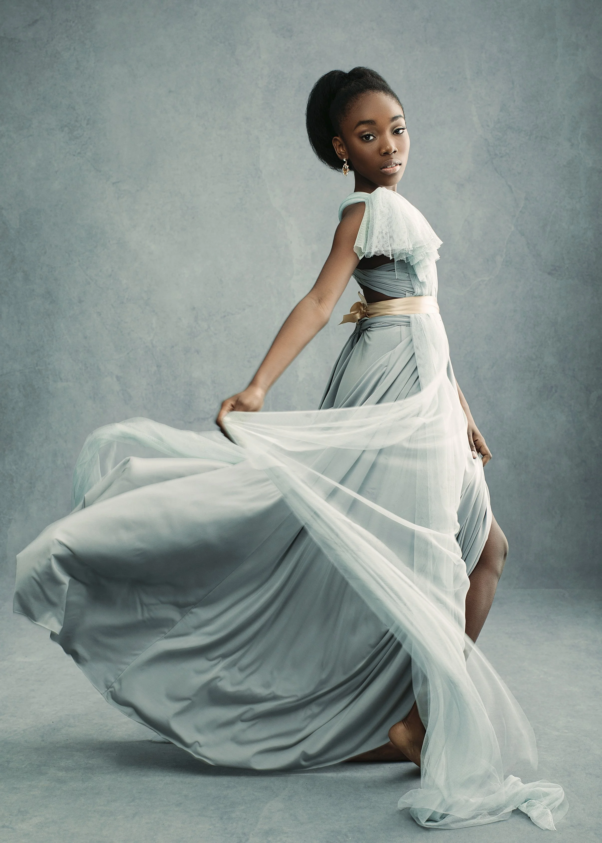 Contemporary Portrait By Mayumi Acosta Photography In Innsbruck.jpg