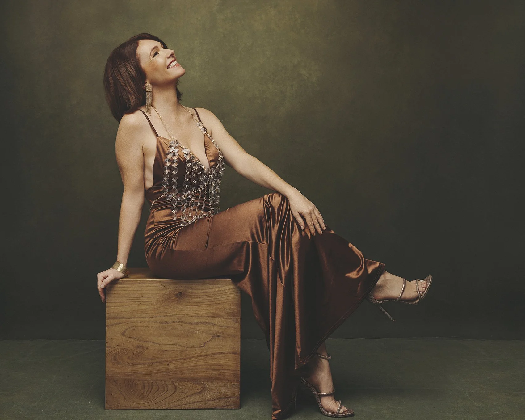 Fashion portrait photography for women in Innsbruck Austria by Mayumi Acosta