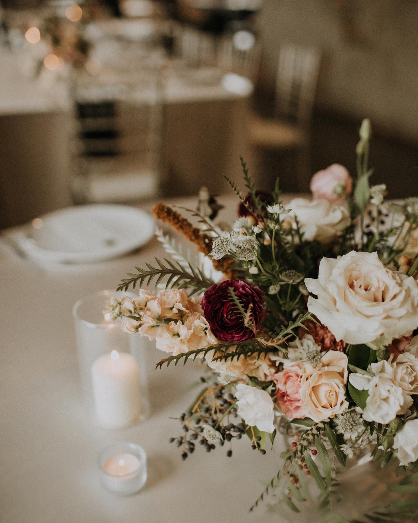 Absolutely gorgeous shots by @dani_nicole_photography from A+O&rsquo;s wedding at @uptownindigo_shelby 🥂 this was one of my favorite floral palettes to work with and all the details were perfectly coordinated by @mandajade_xo for this beautiful cele