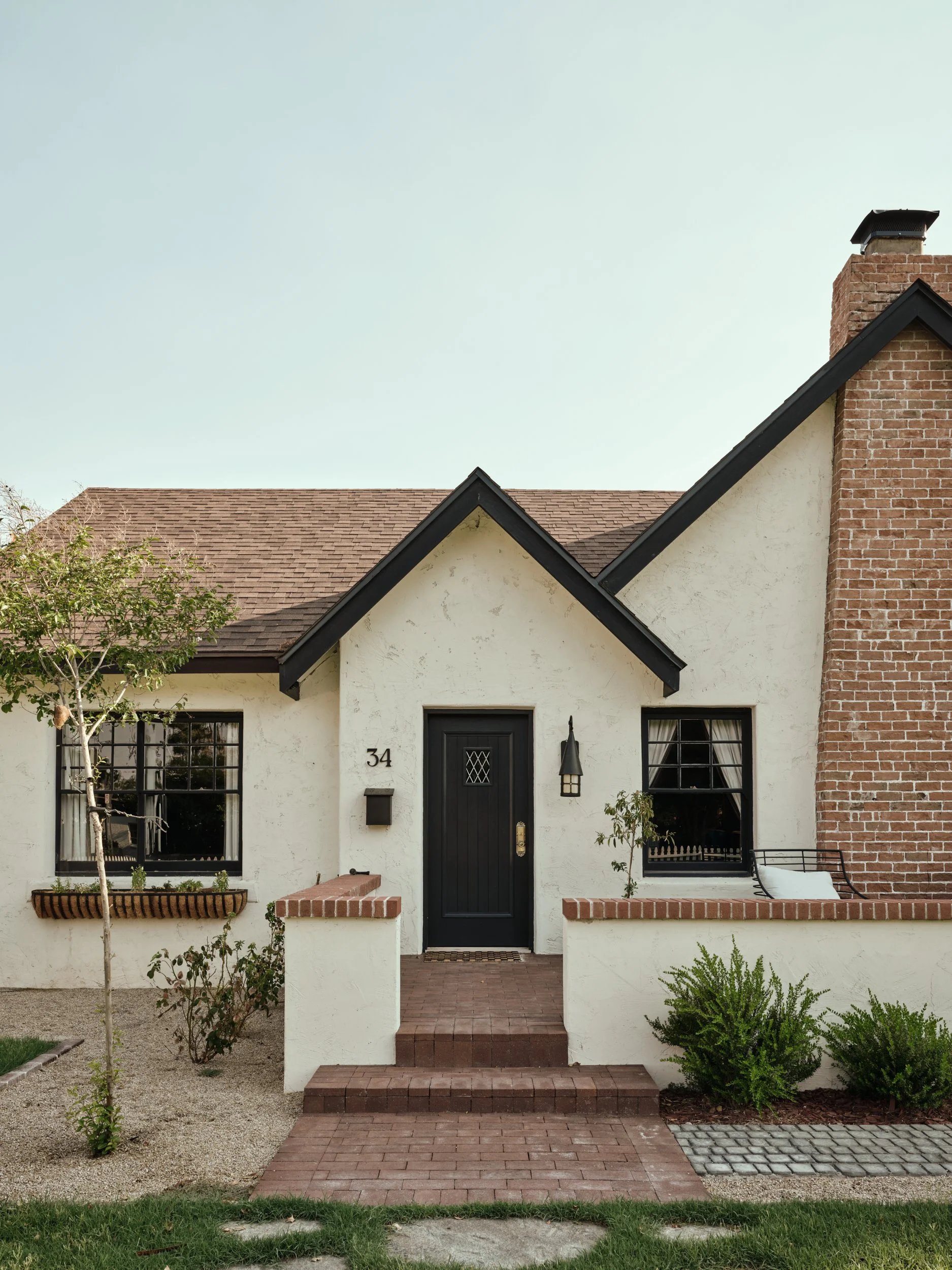 Web 015 Studio Pela Medlock front door 8697.jpg