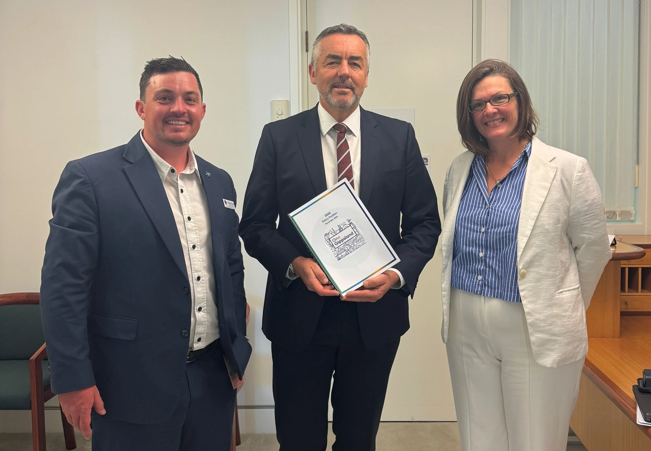 Copy of With Member for Gippsland Darren Chester V3.jpg