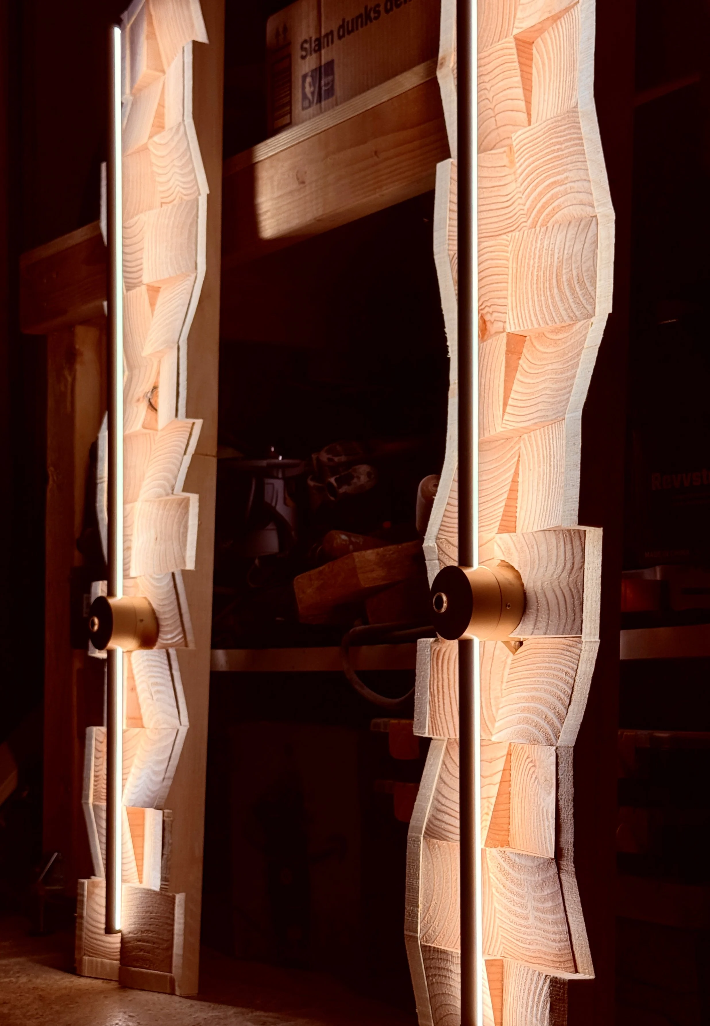 Annulus Sconce