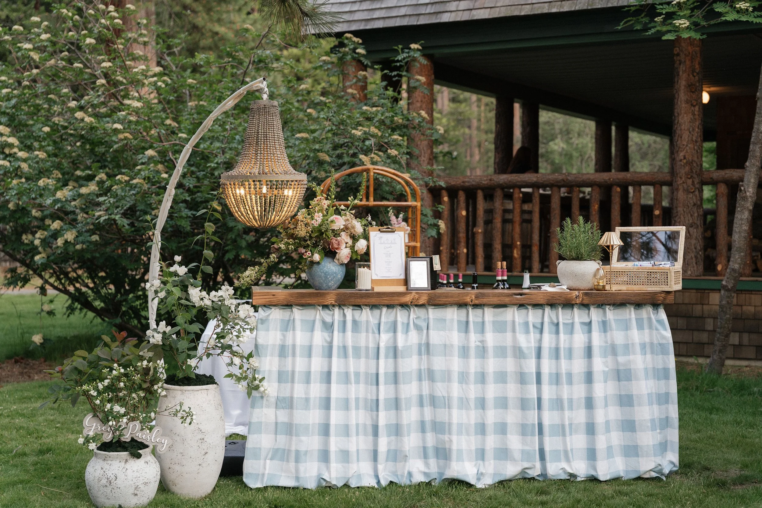 Gingham blue fabric bar for wedding