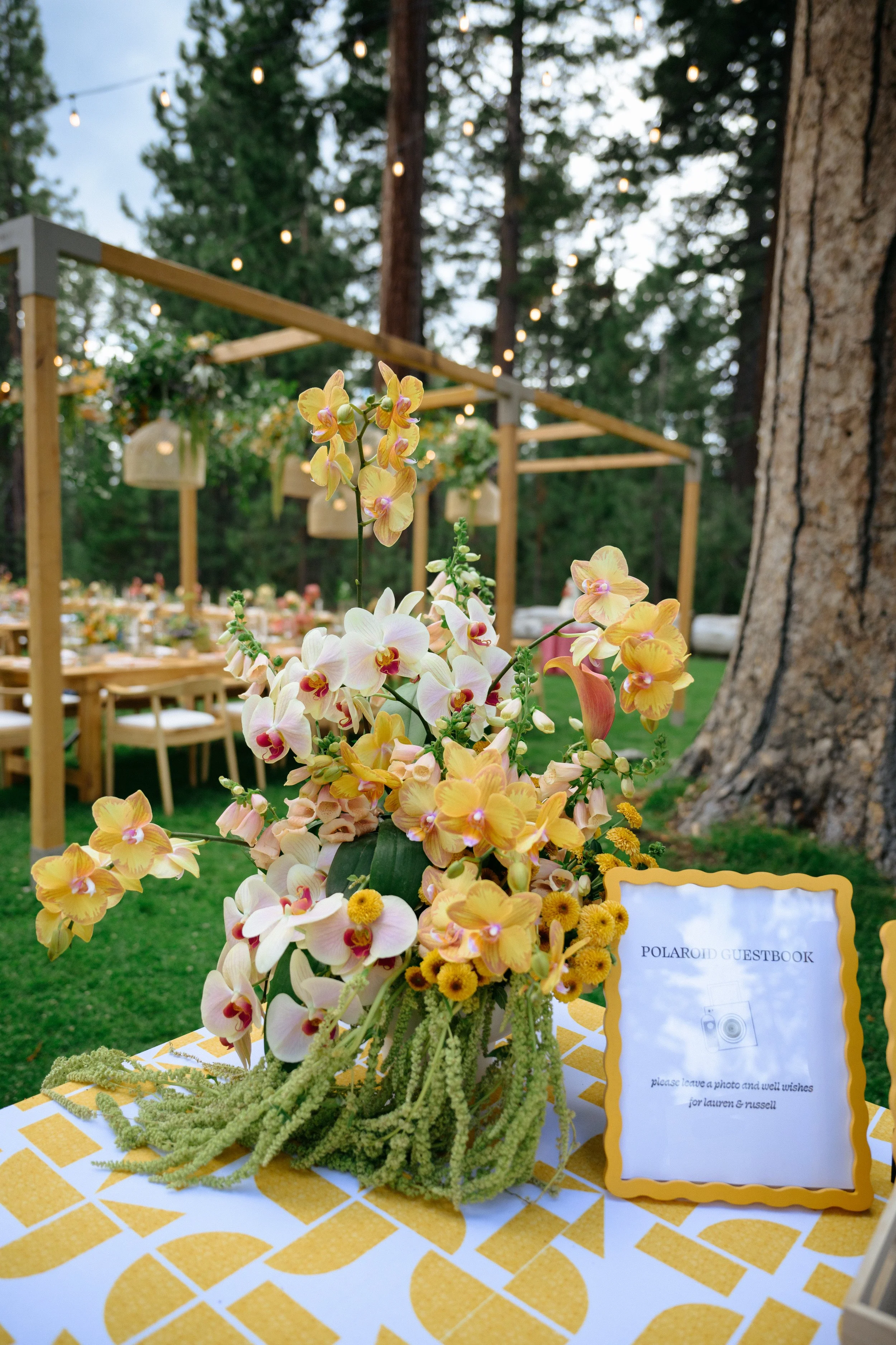 Modern welcome table floral arrangement