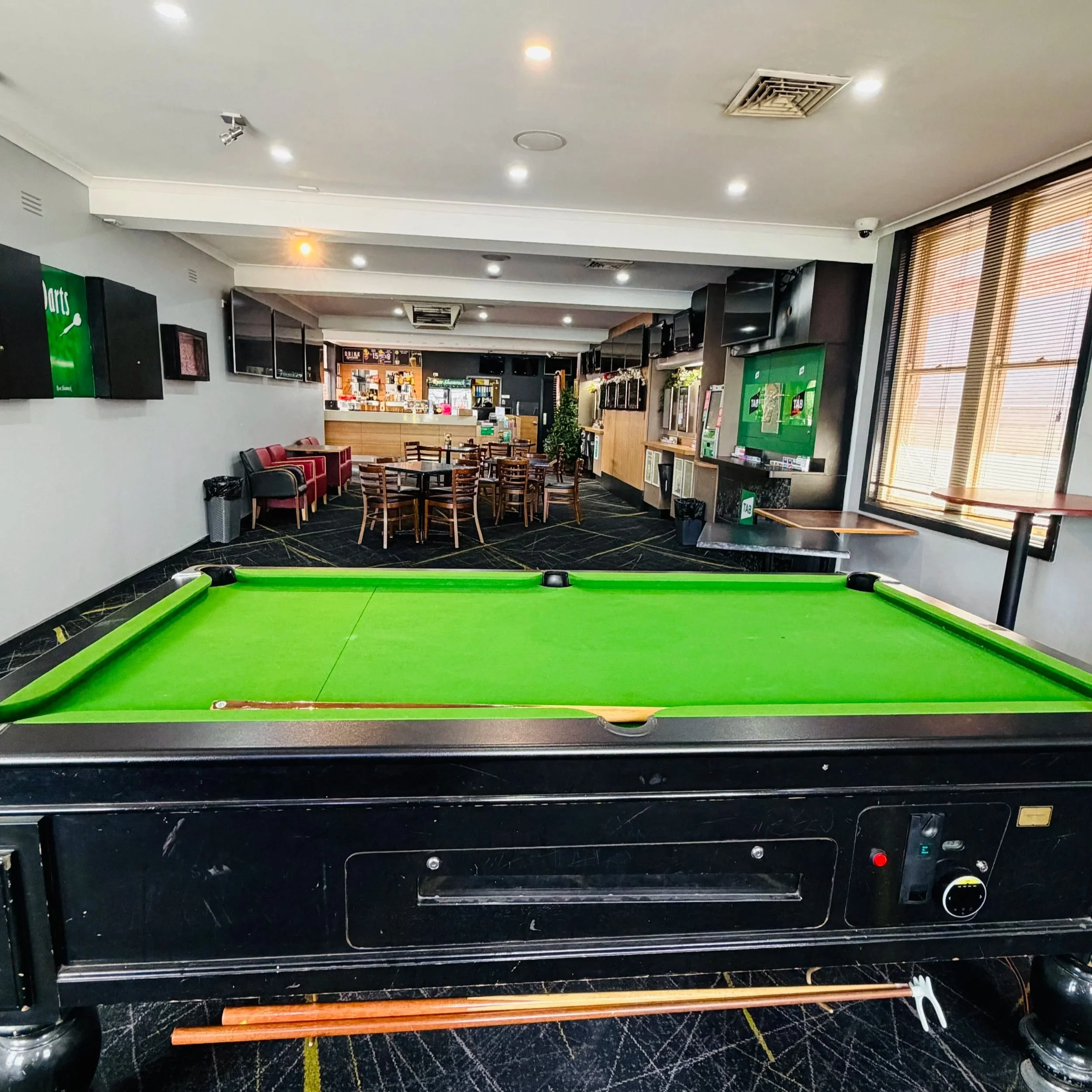 pool+table+new+pic.jpg