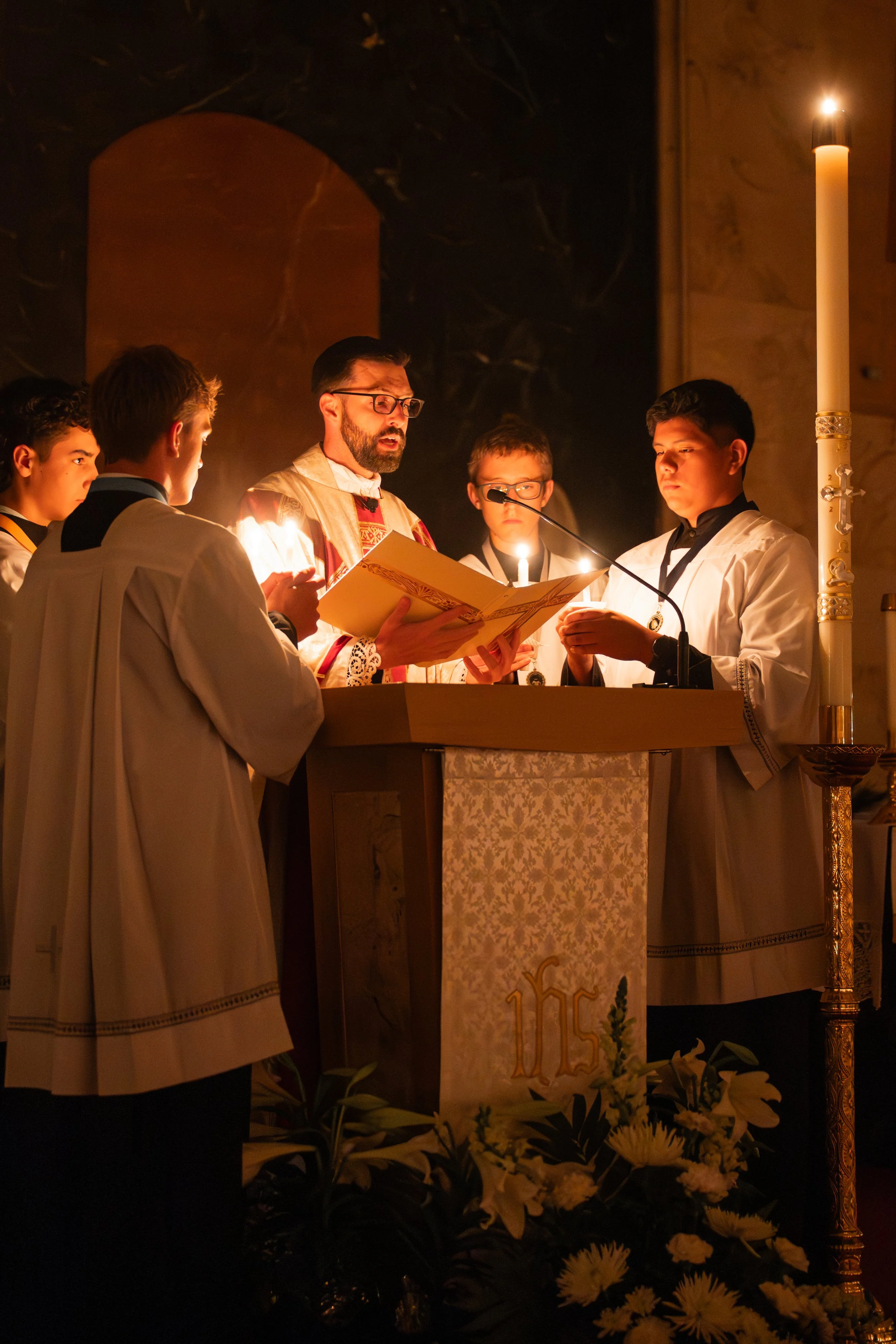 mlvrt-SLCC-EasterVigil-23.jpg