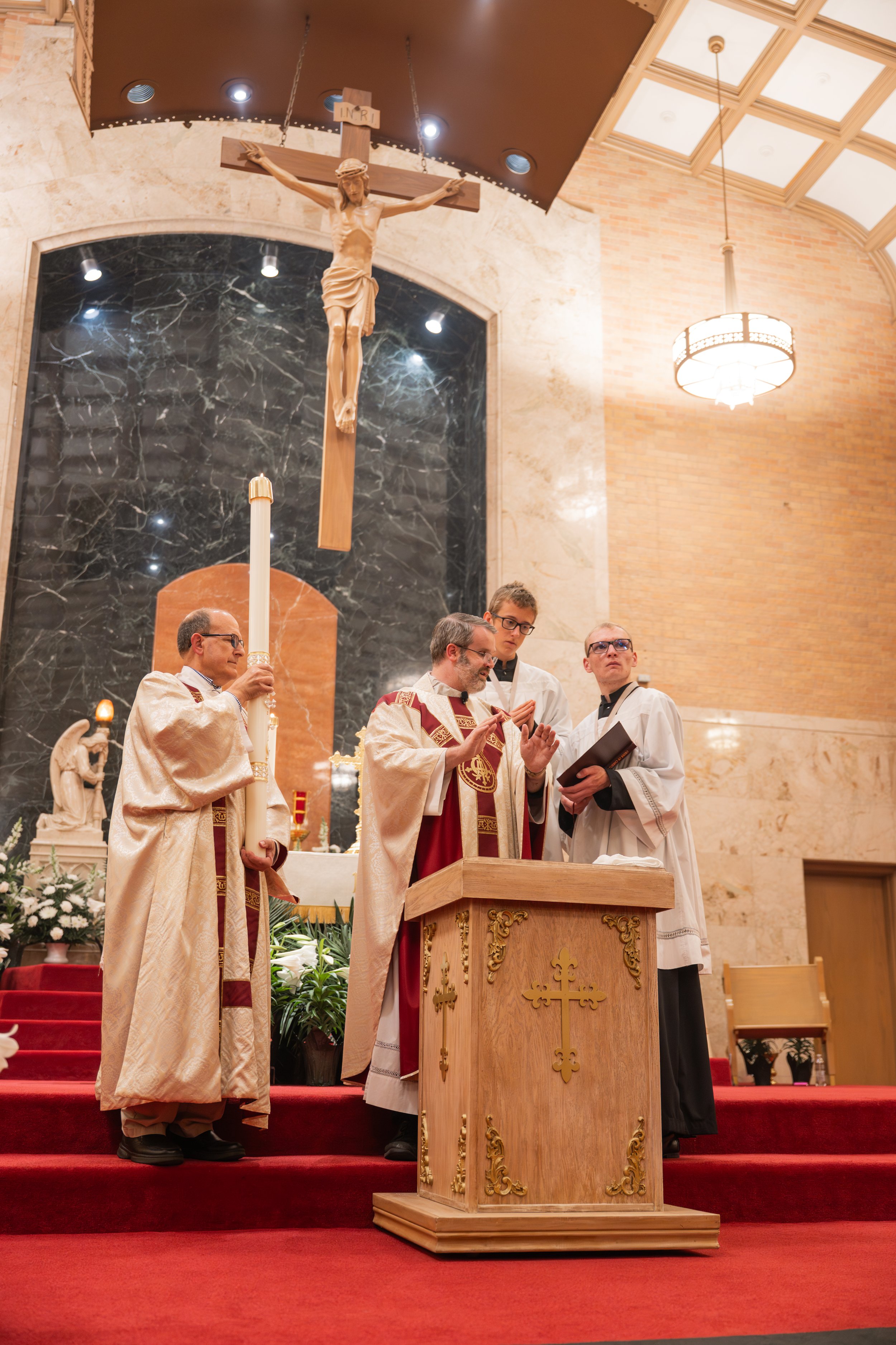 mlvrt-SLCC-EasterVigil-68.jpg