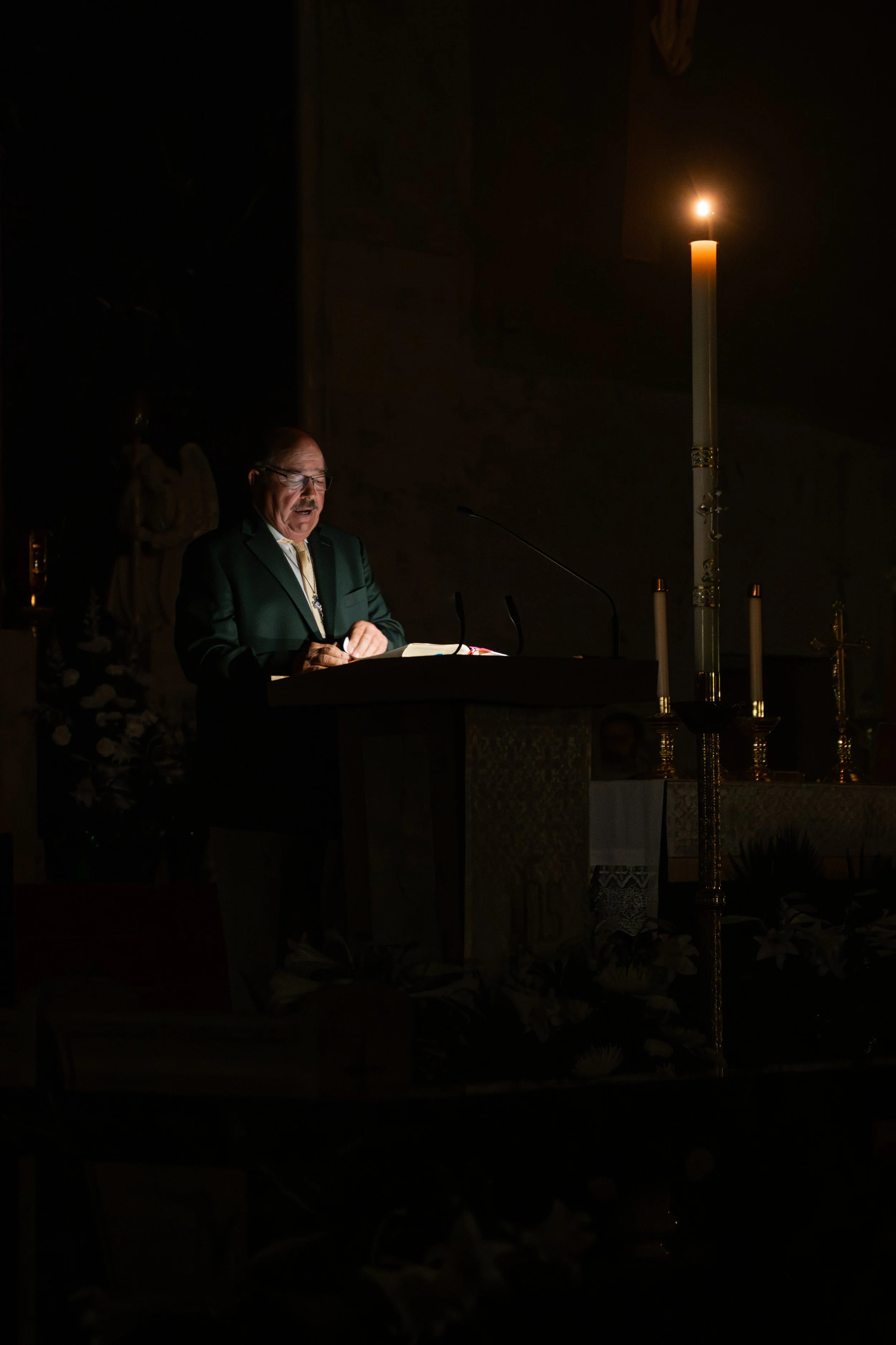 mlvrt-SLCC-EasterVigil-42.jpg
