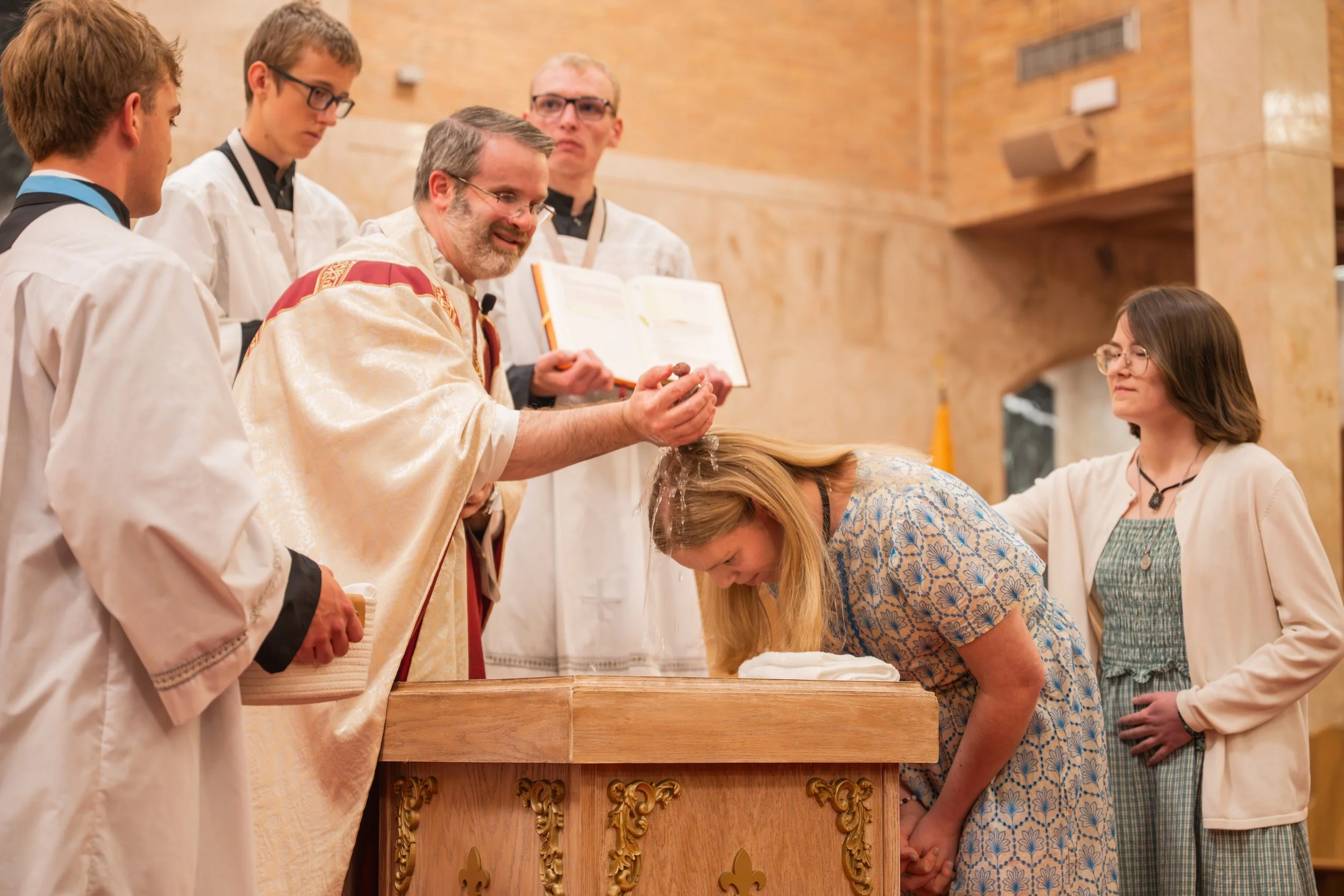mlvrt-SLCC-EasterVigil-77.jpg