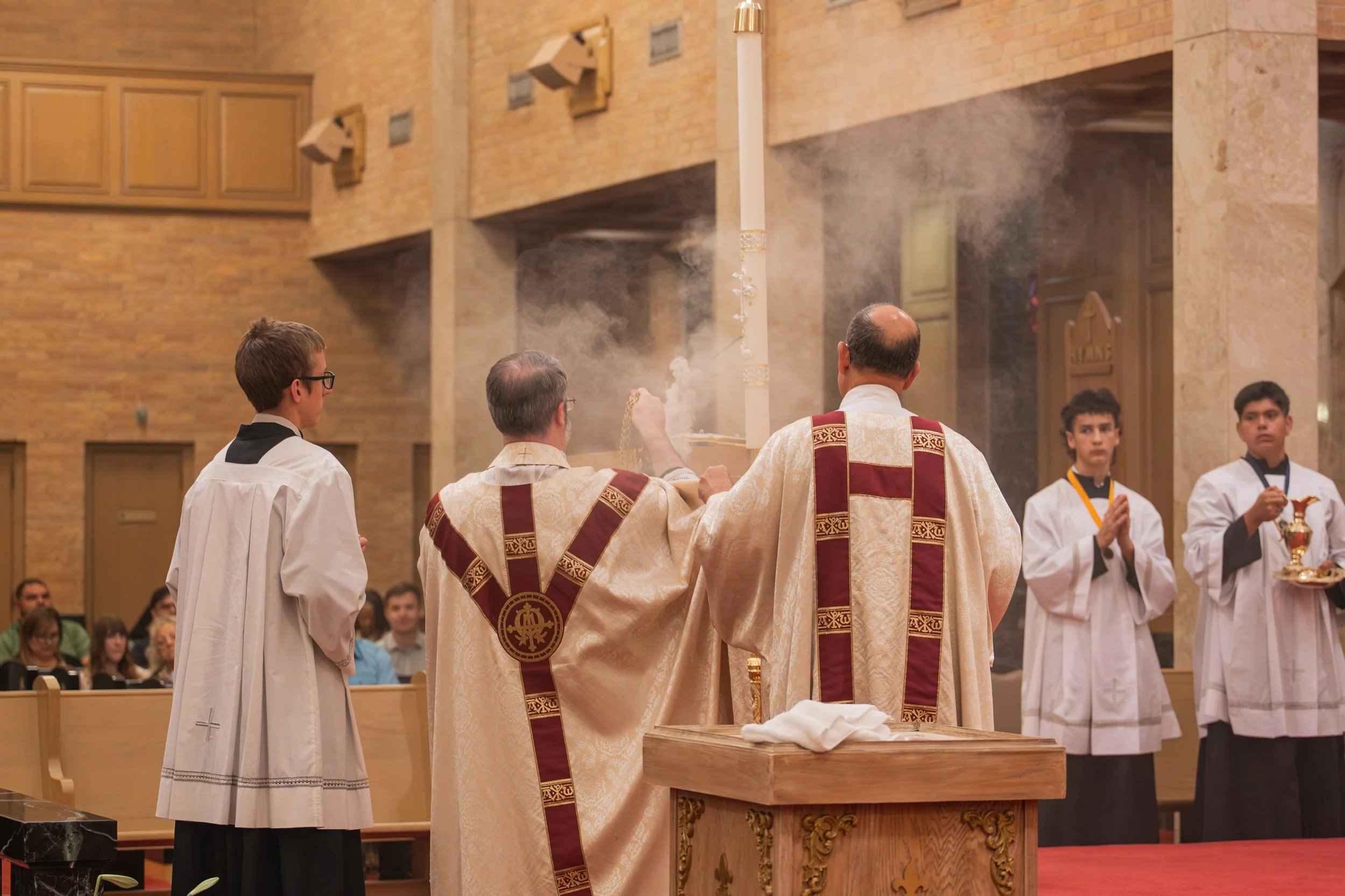 mlvrt-SLCC-EasterVigil-120.jpg